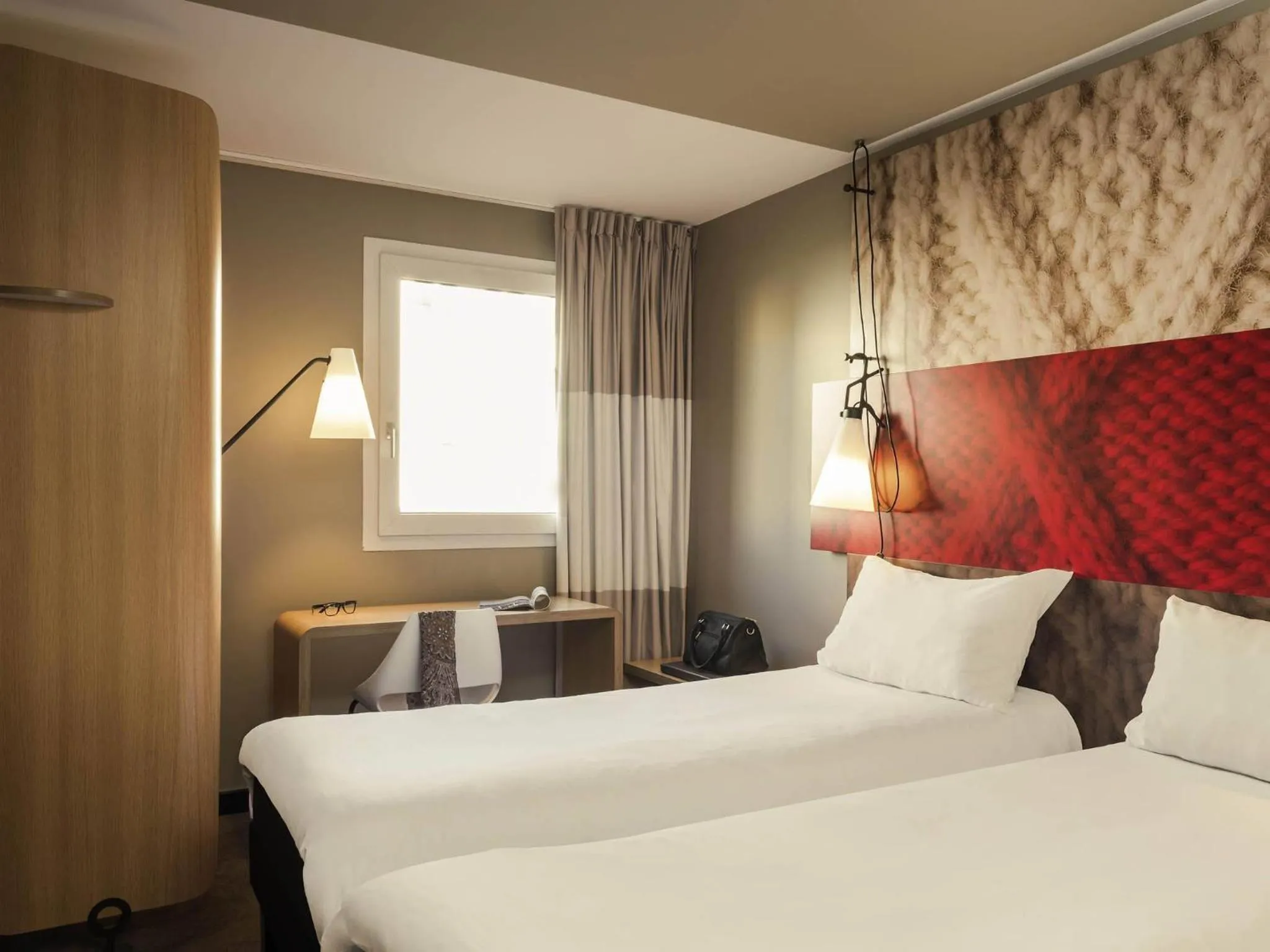 Bedroom, Bed in ibis Paris Place d’Italie 13ème