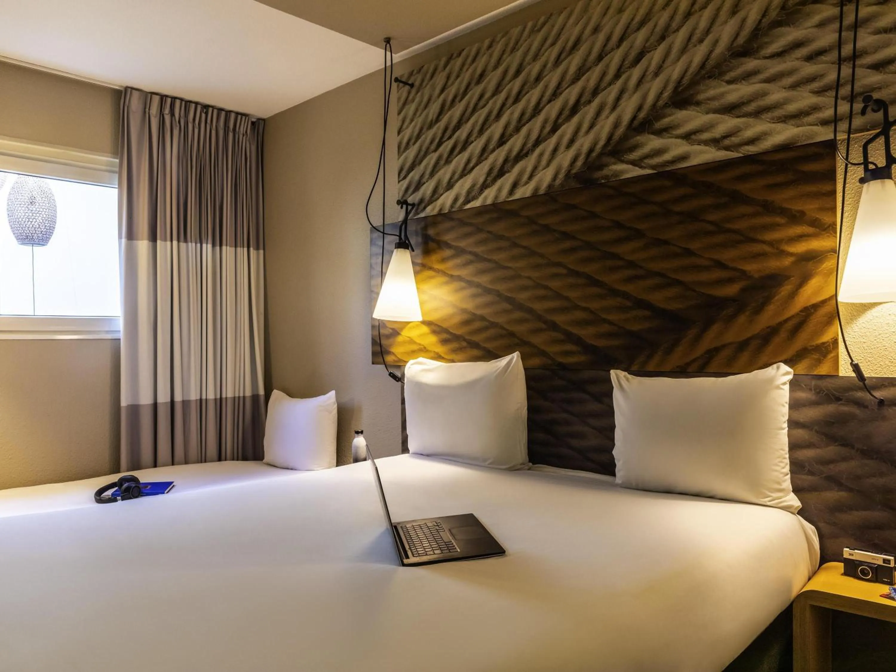 Bedroom, Bed in ibis Paris Place d’Italie 13ème