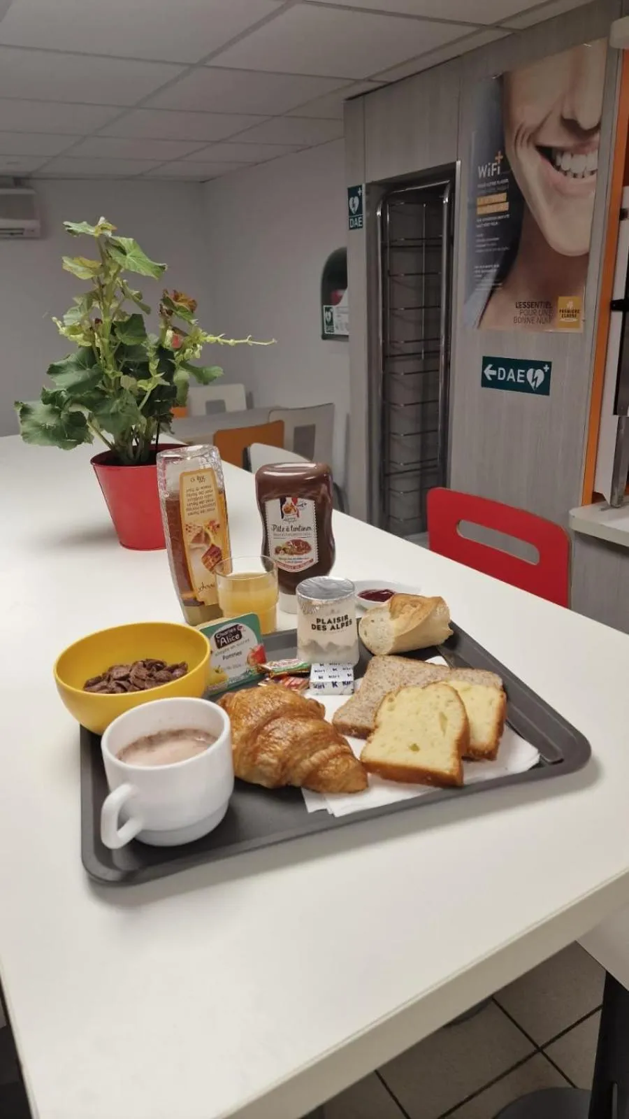 Breakfast in Premiere Classe Bordeaux Est Lormont