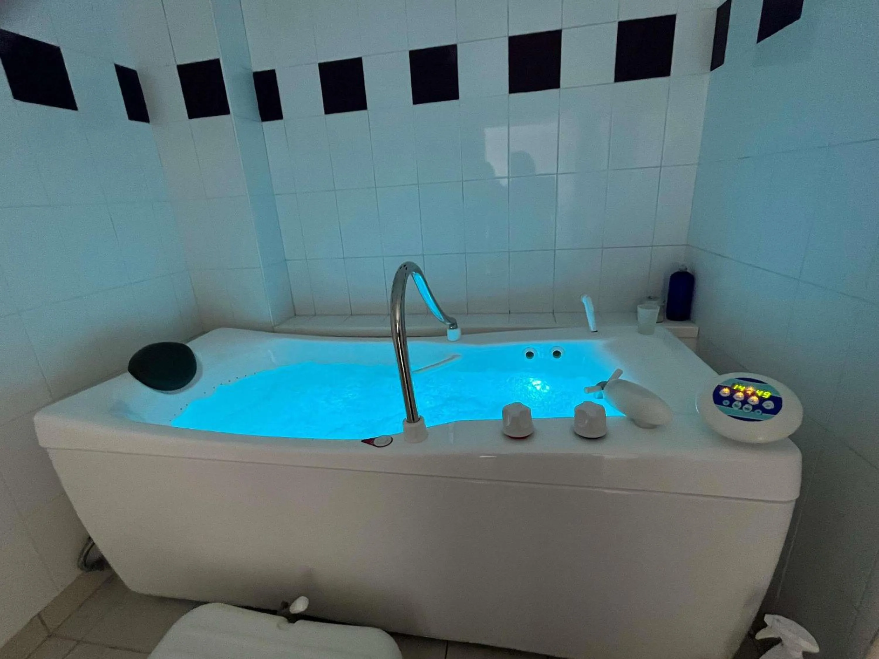 Spa and wellness centre/facilities in ibis Sète Balaruc les Bains Bien-être et Spa