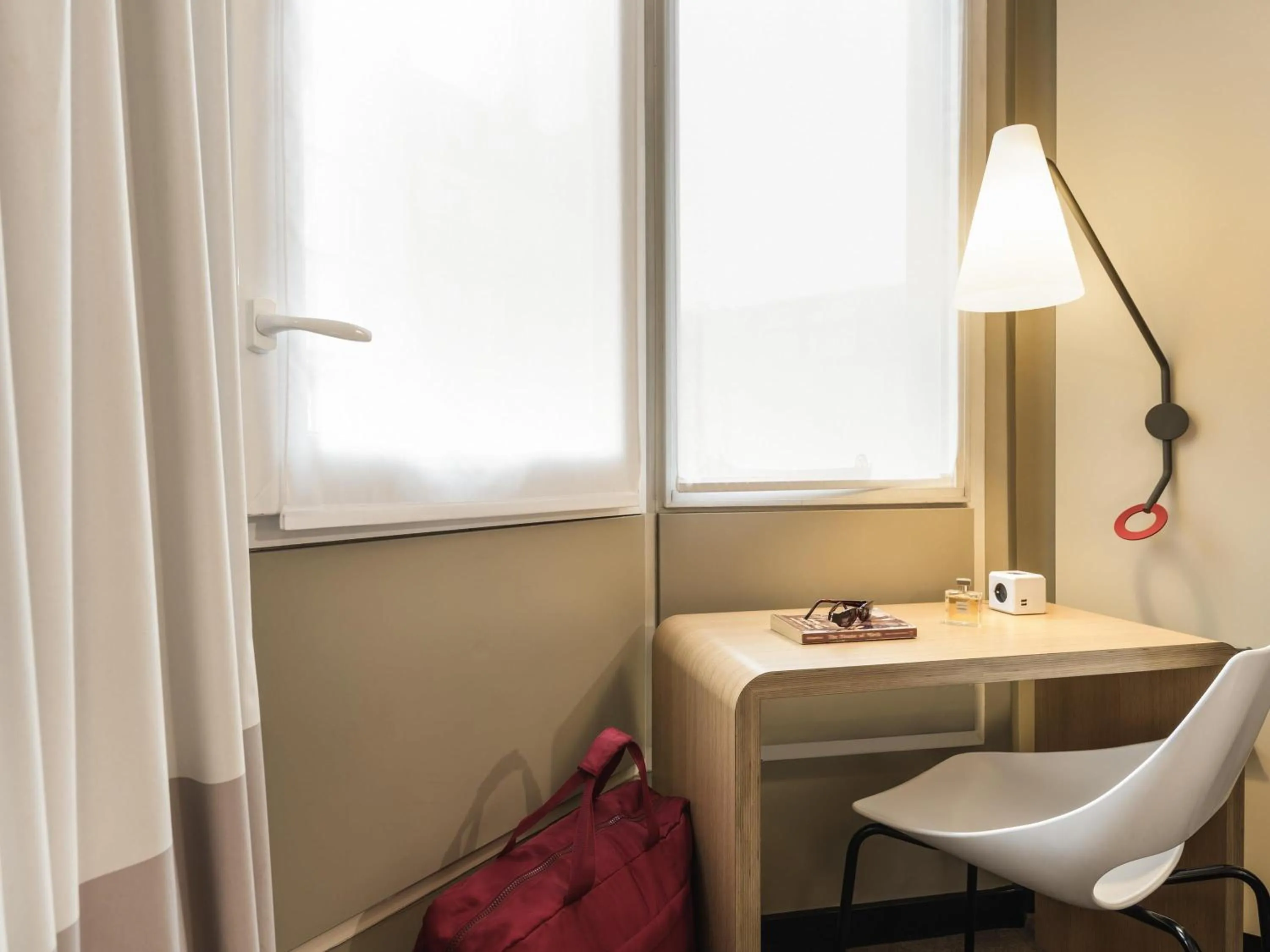 Bedroom in ibis Paris Gare du Nord Château Landon 10ème