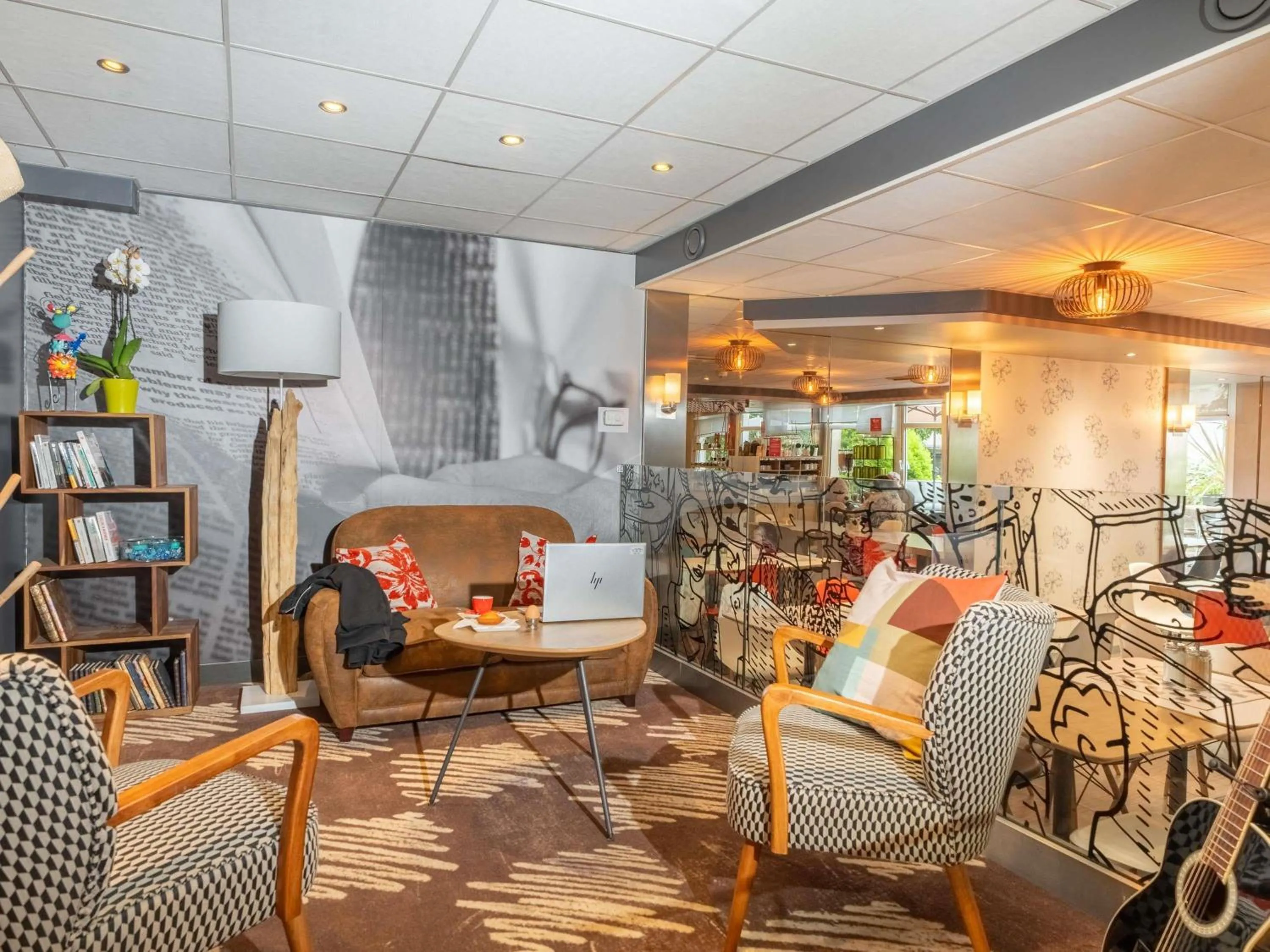 Property building in ibis Paris Vanves Parc des Expositions