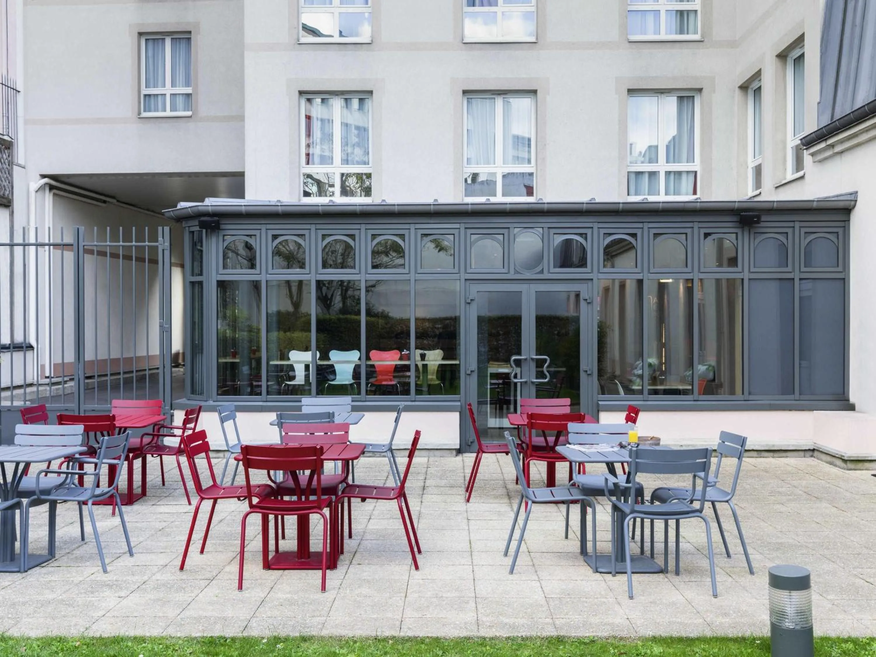 Balcony/Terrace in ibis Paris Gare de Lyon Ledru Rollin