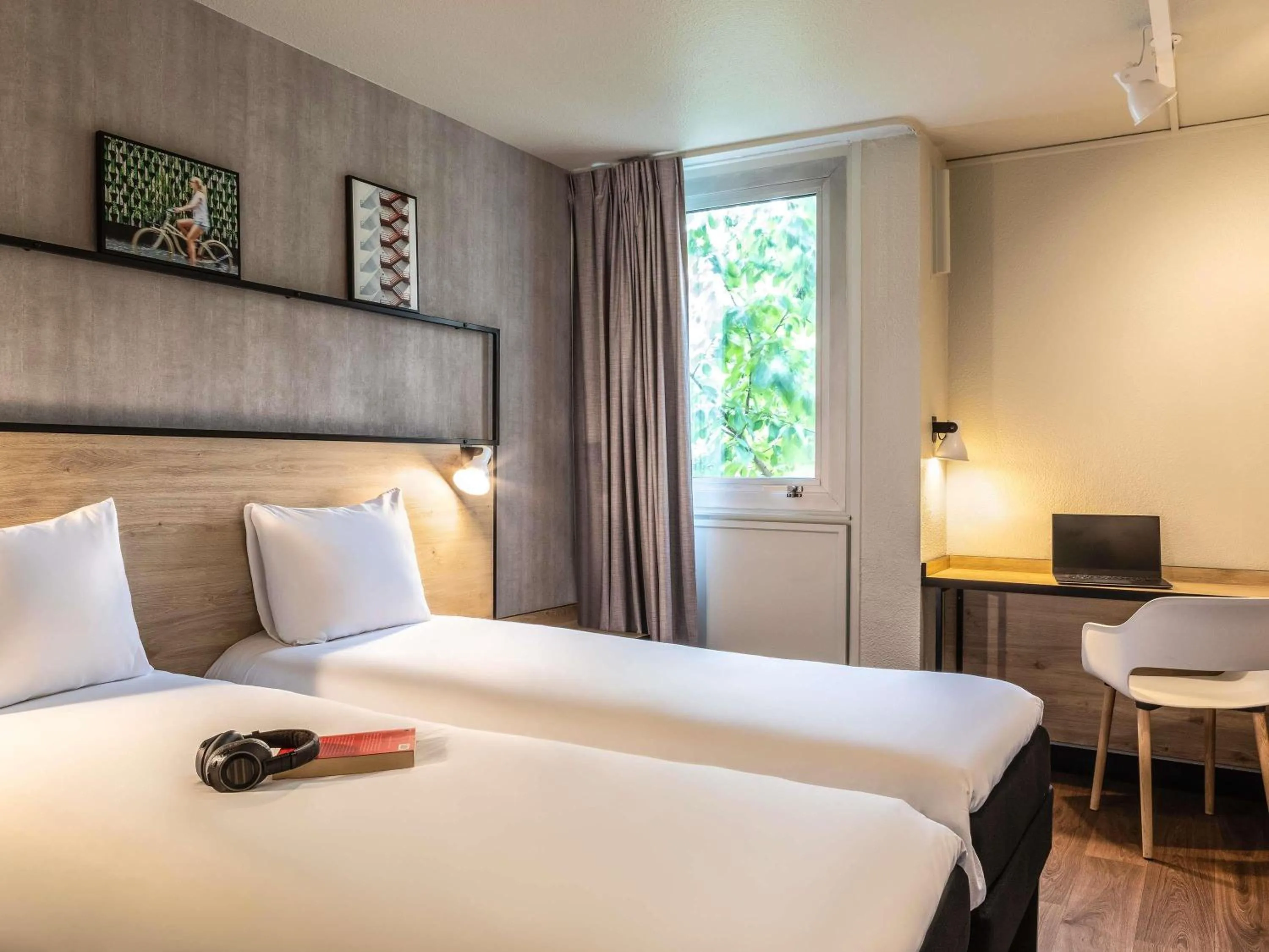 Bedroom, Bed in ibis Paris Gennevilliers
