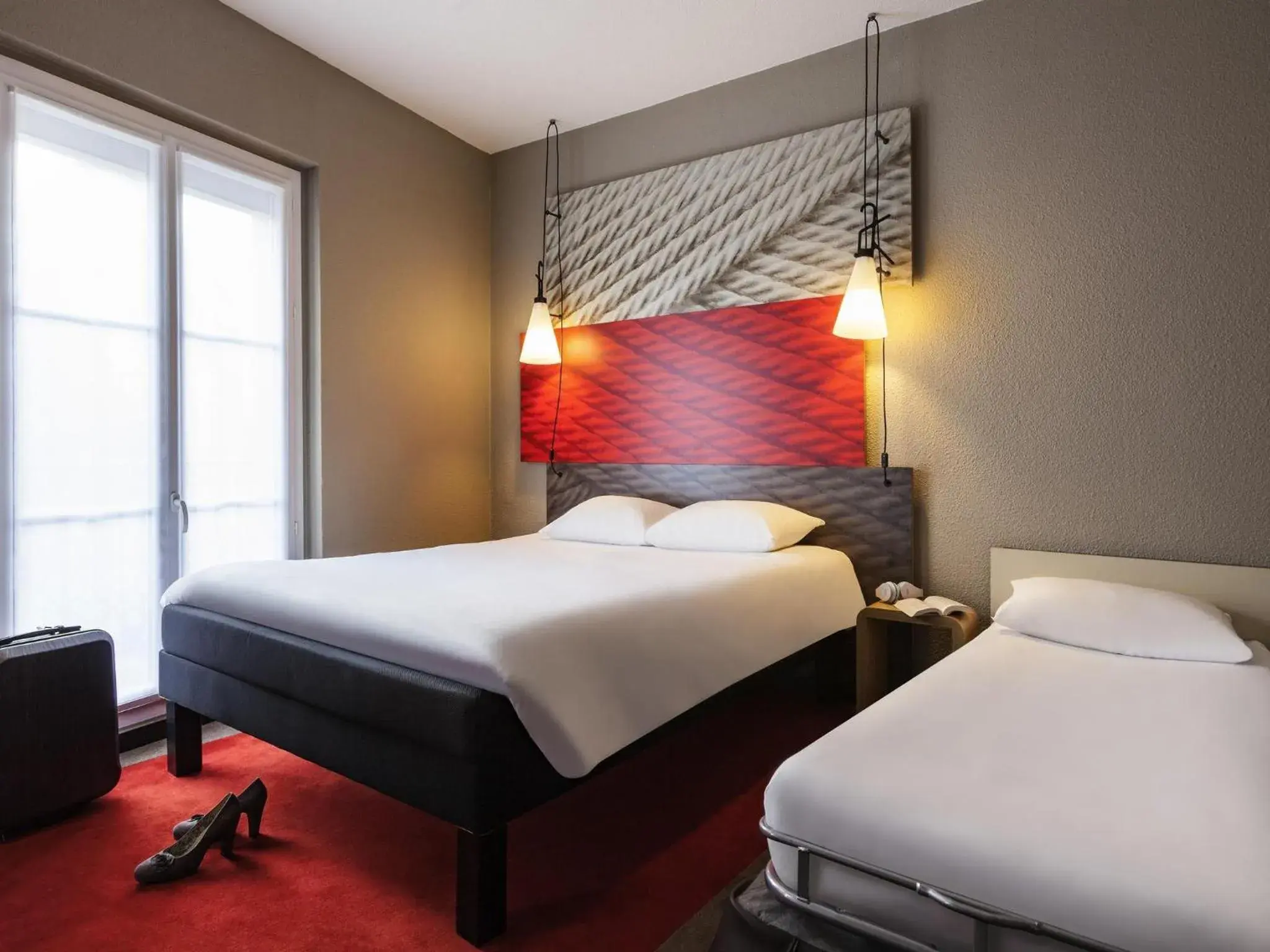 Standard Room with One Double Bed and One Single Bed in ibis Paris Gare De L'Est TGV Standard Room with One Double Bed and One Single Bed in ibis Paris Gare De L'Est TGV