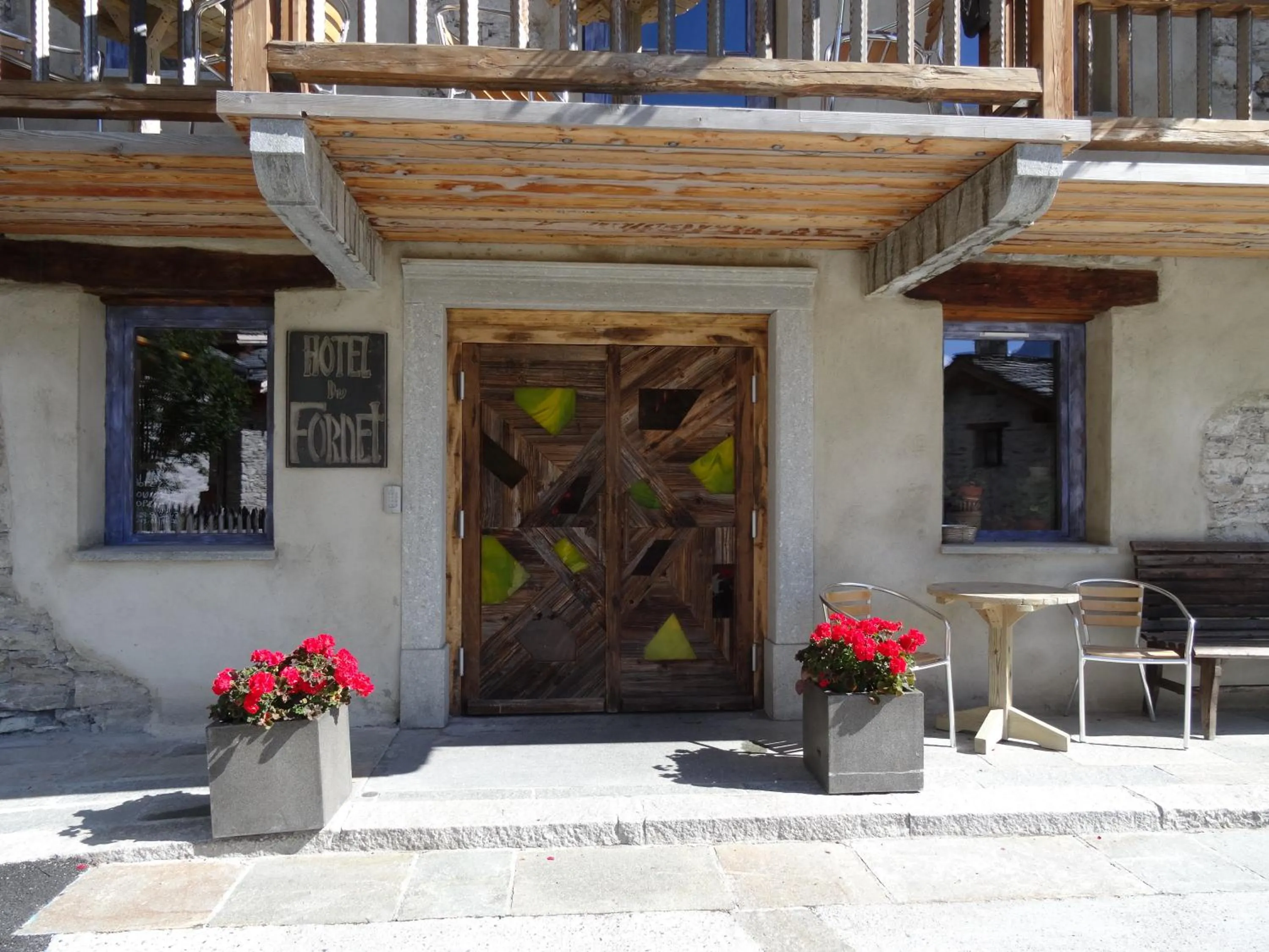 Facade/entrance in Chalet Hotel Du Fornet