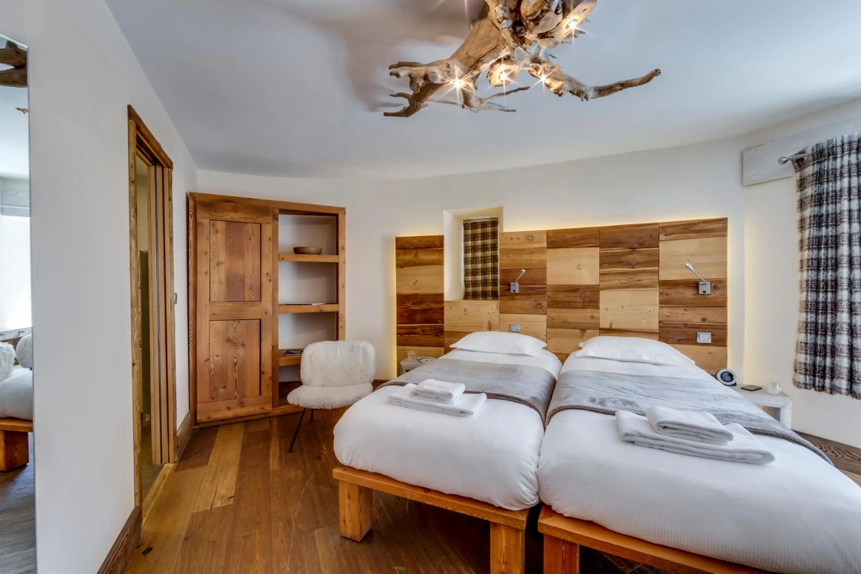 Bed in Chalet Hotel Du Fornet