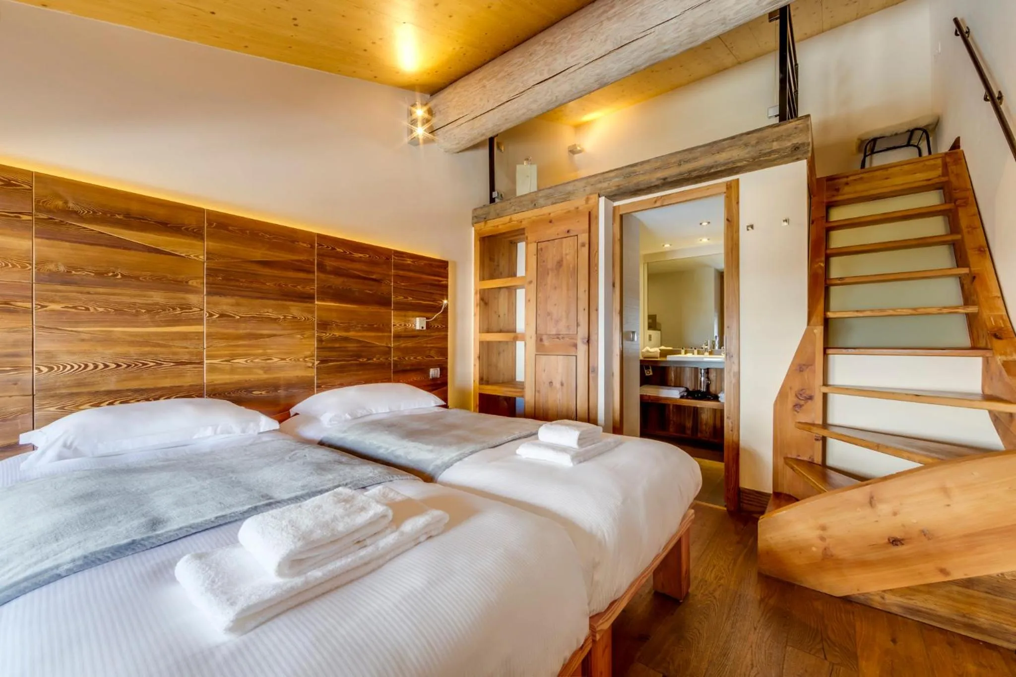Bed in Chalet Hotel Du Fornet