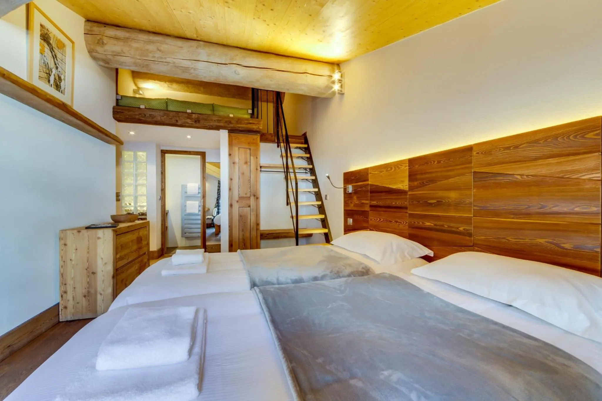 Bed in Chalet Hotel Du Fornet