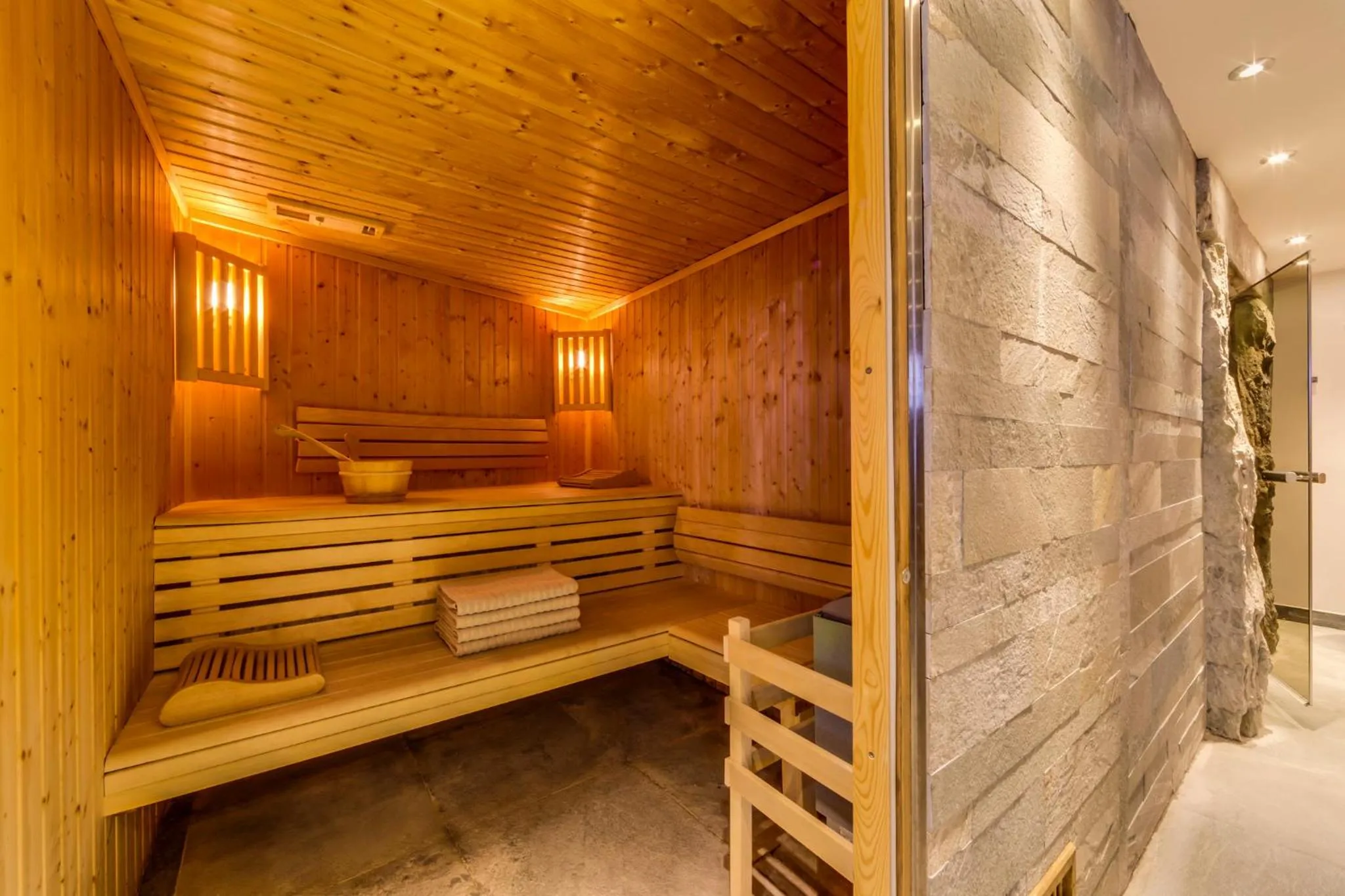 Sauna in Chalet Hotel Du Fornet