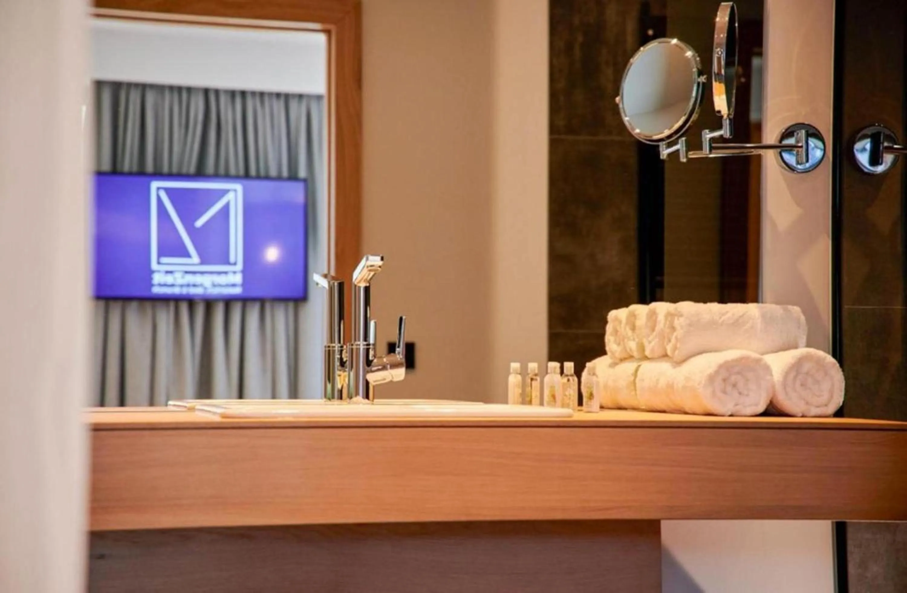 Bathroom in Wellness und Brunch Hotel MorgenZeit beheizter Naturteich Genuss Frühstück bis 13 Uhr Hochkönig Sommercard