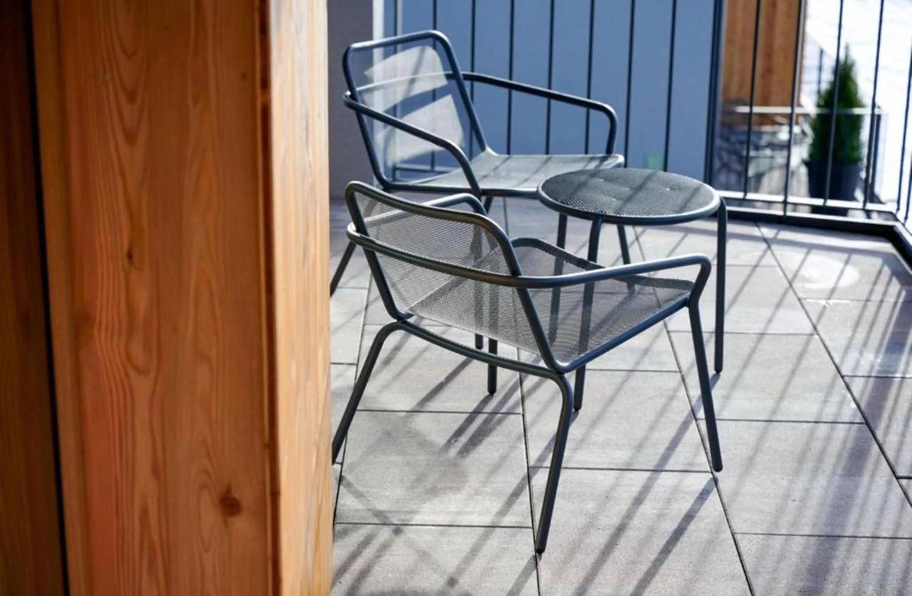 Balcony/Terrace in Wellness und Brunch Hotel MorgenZeit beheizter Naturteich Genuss Frühstück bis 13 Uhr Hochkönig Sommercard