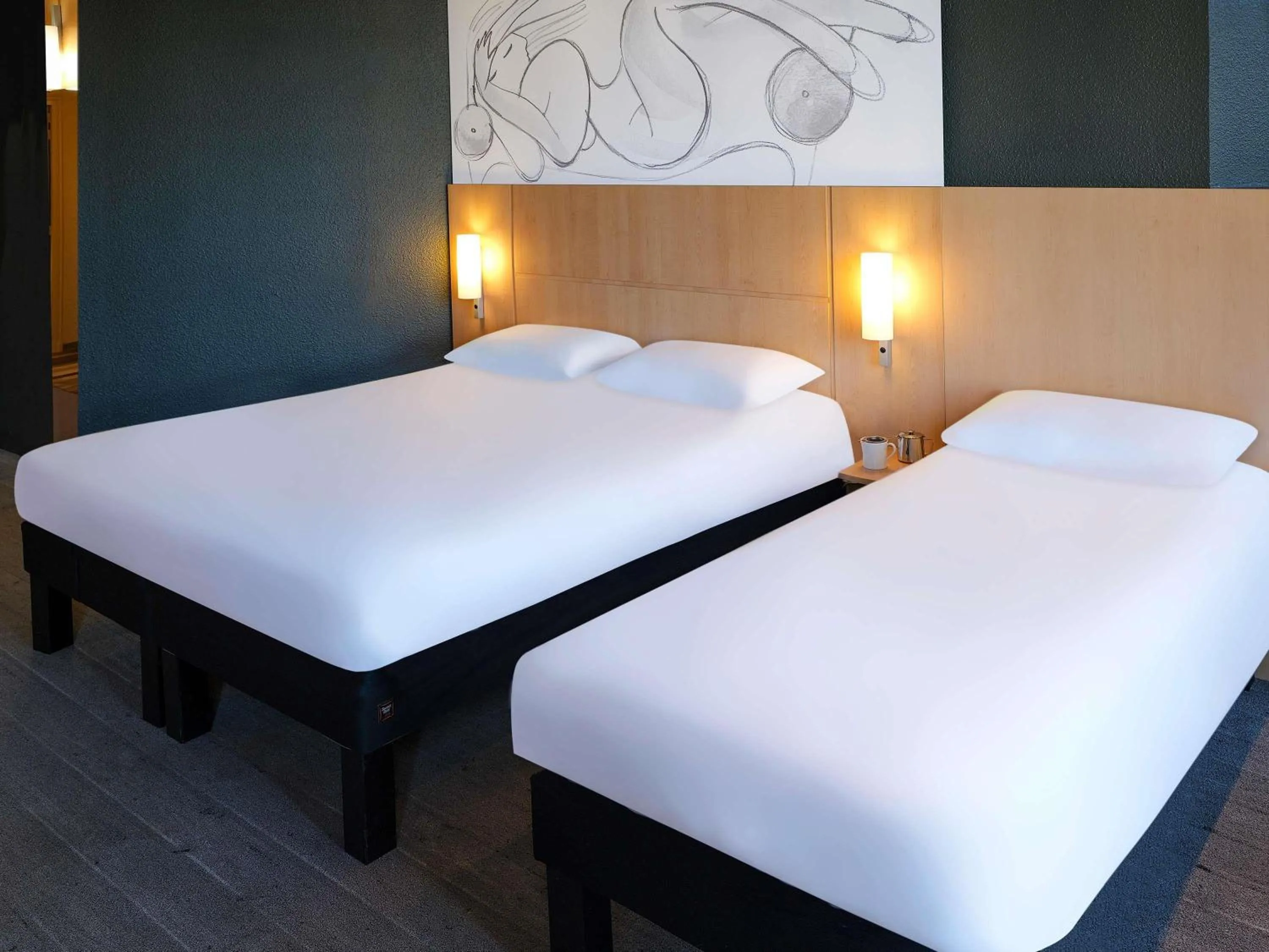 Bedroom, Bed in ibis Toulouse Gare Matabiau