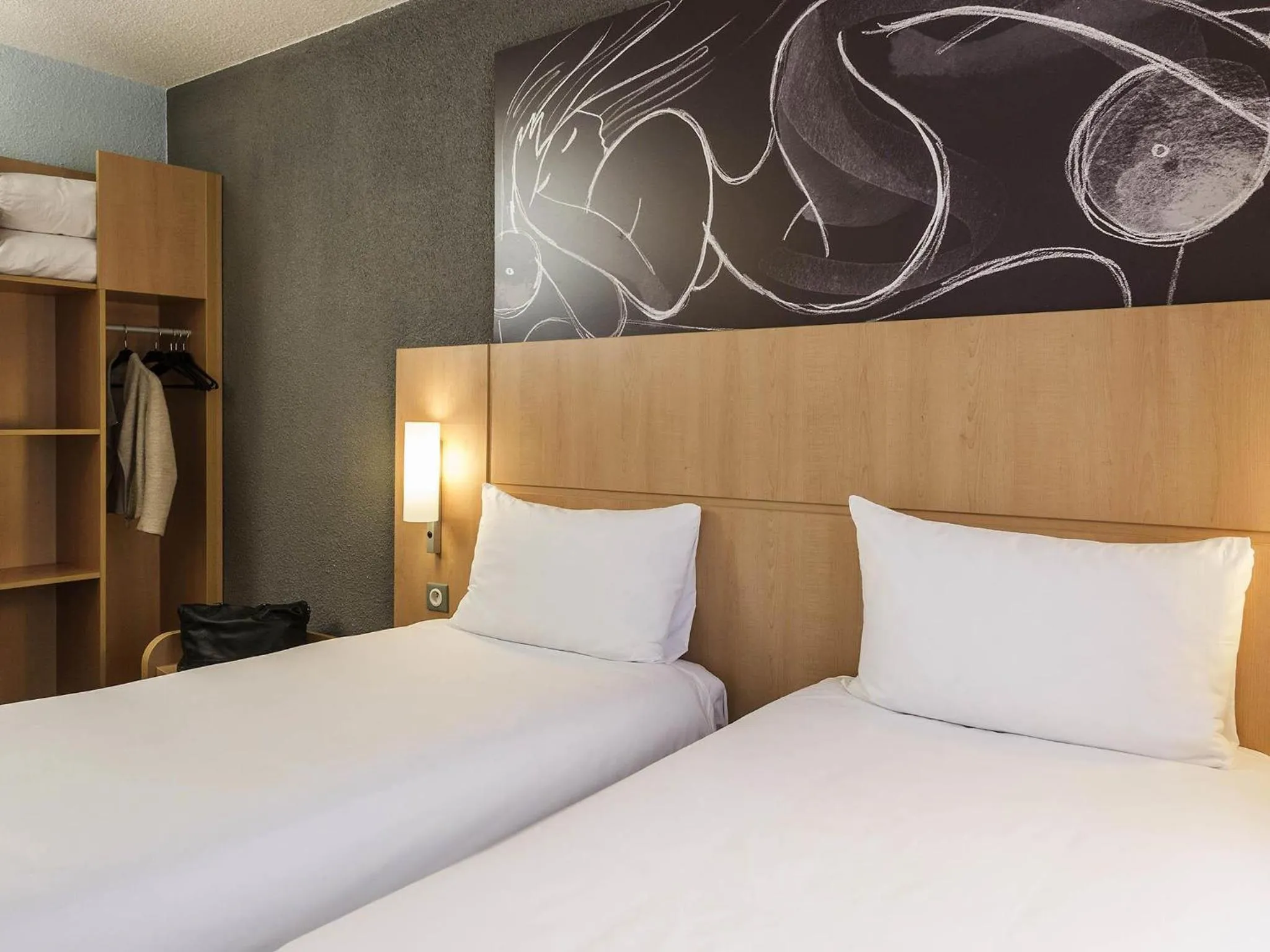 Bedroom, Bed in ibis Paris Vaugirard Porte de Versailles