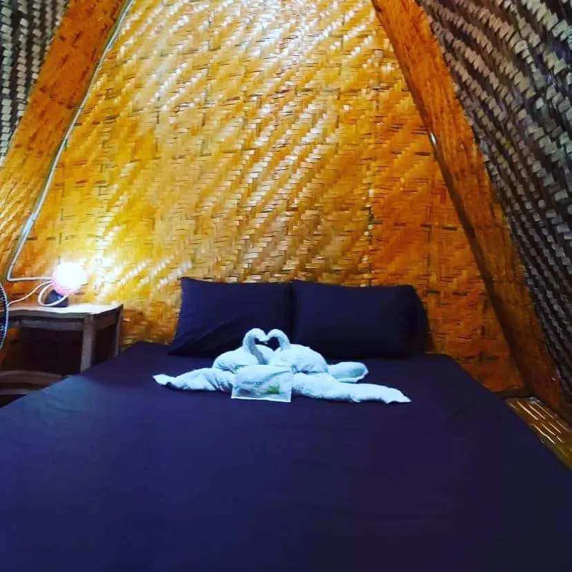 Bed in SHUKRAN Apartelle