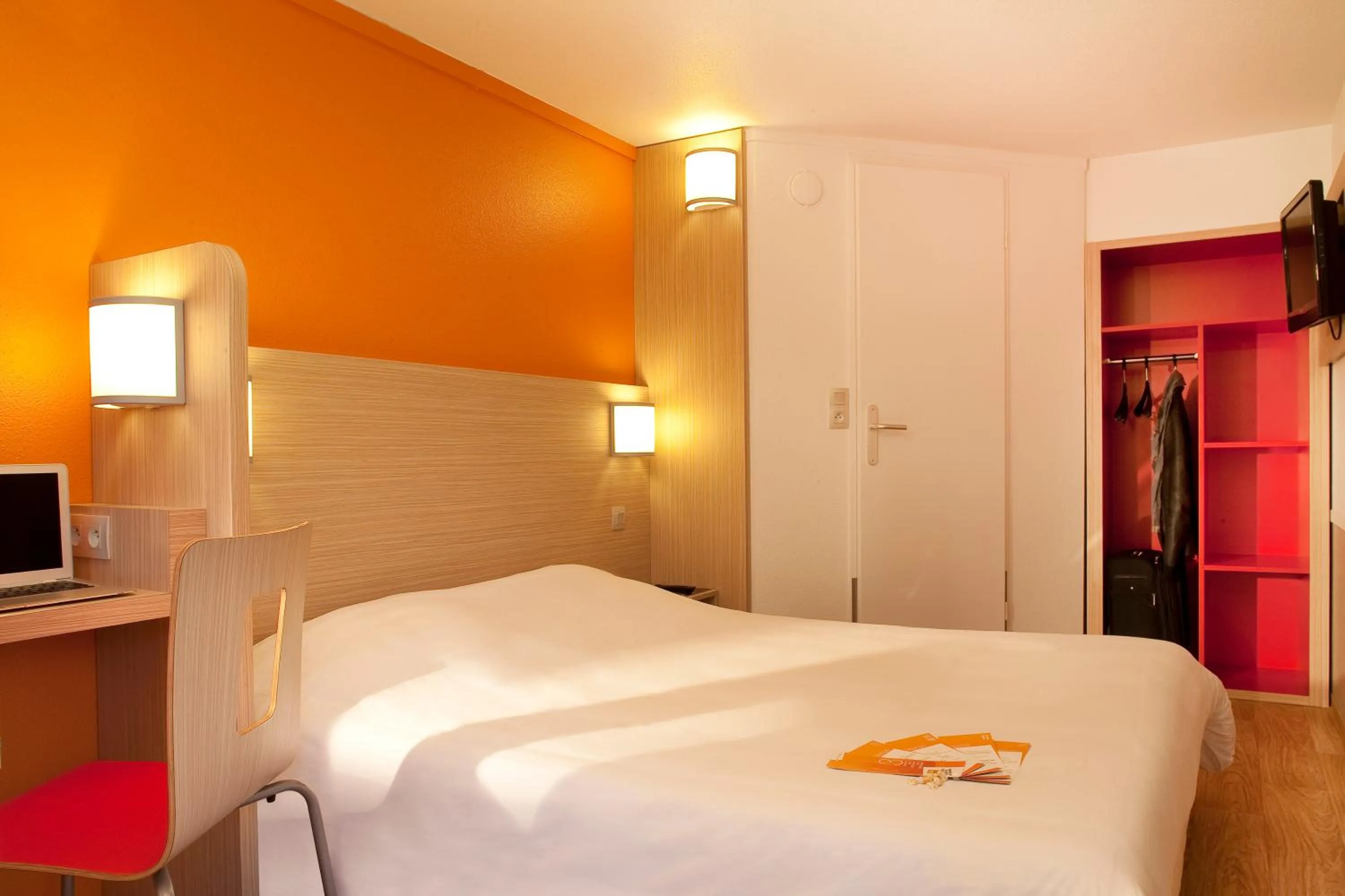 Double Room in Premiere Classe Lille Nord Roncq