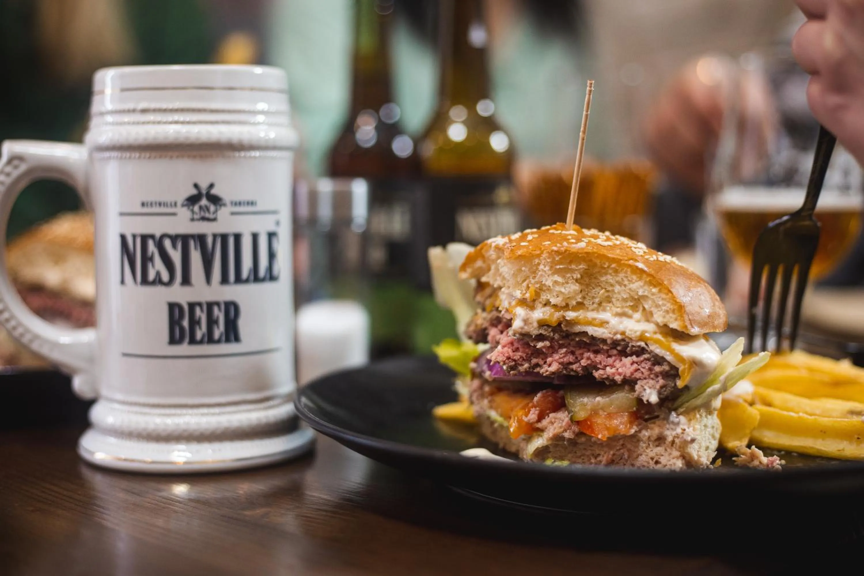 Meals in Nestville Apartments