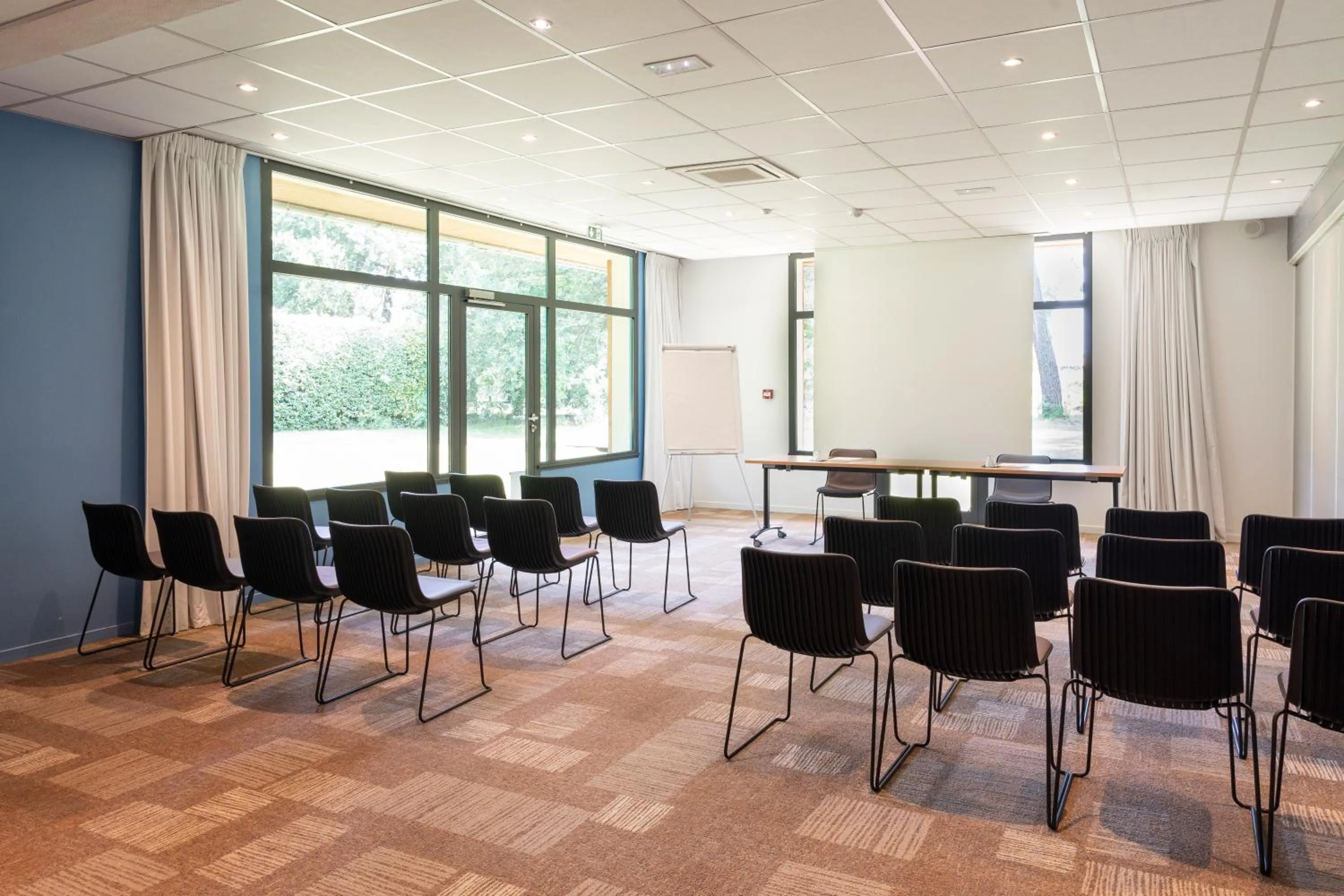 Meeting/conference room in ibis Arcachon la Teste de Buch