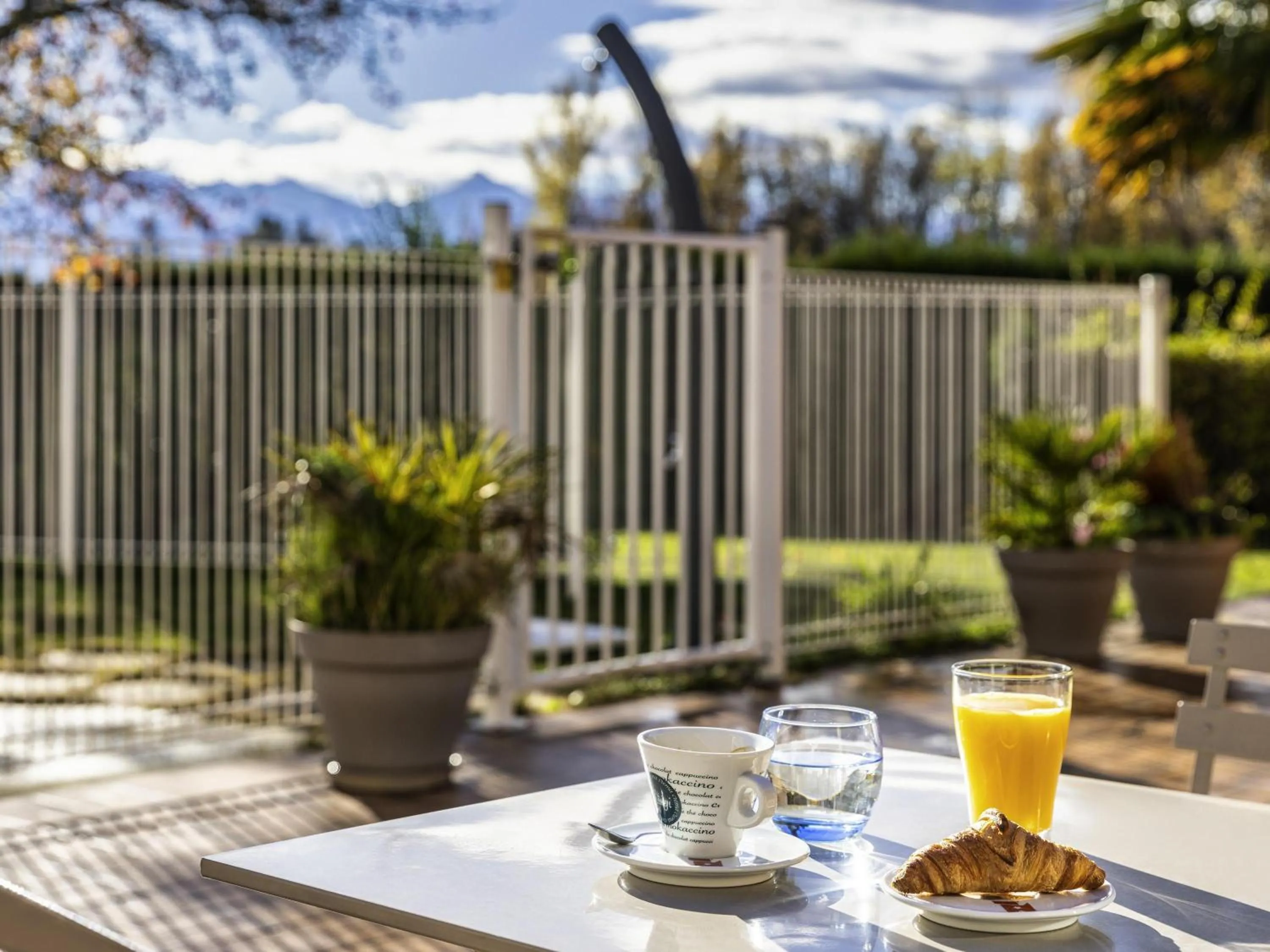 Breakfast in ibis Tarbes Odos