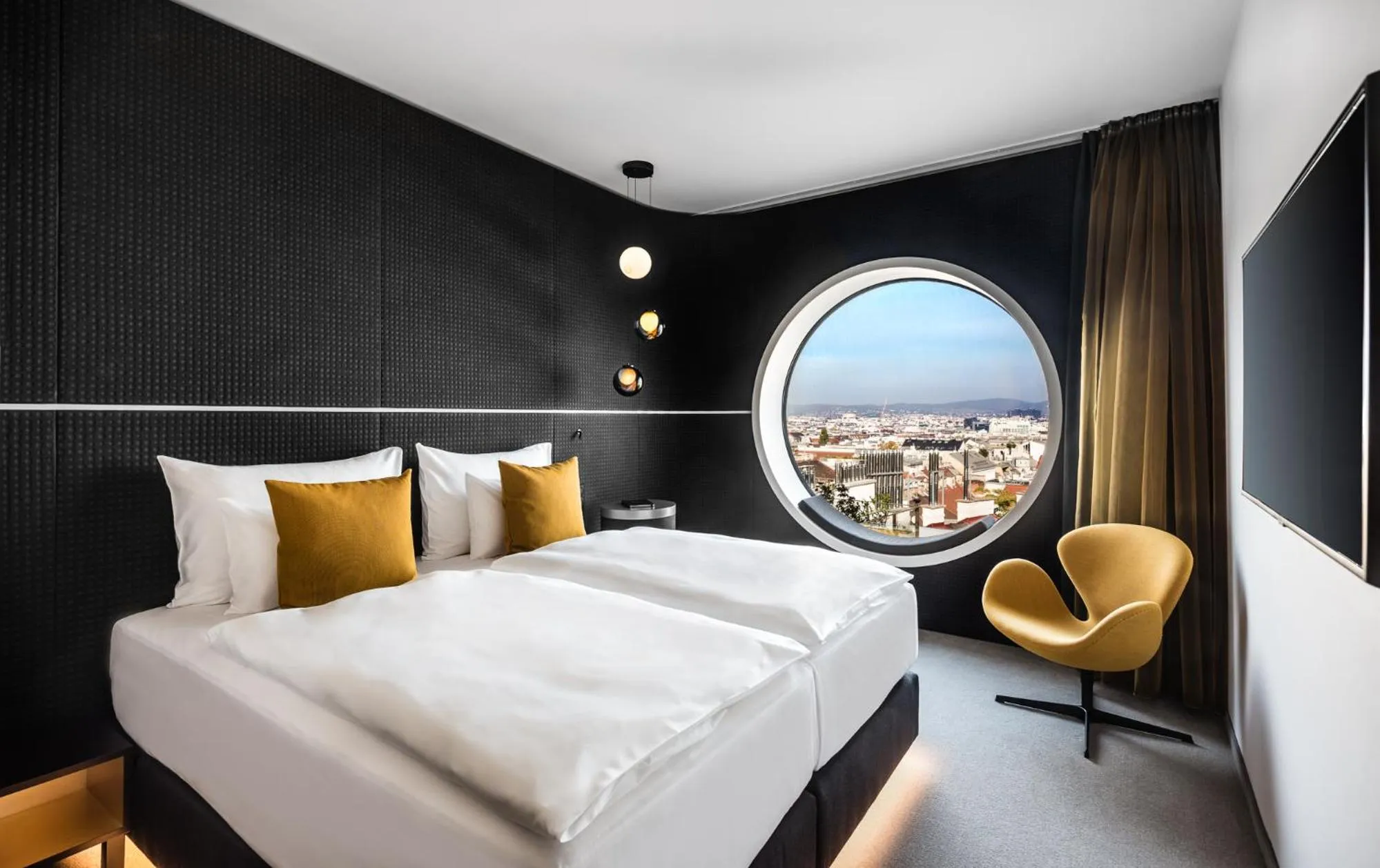 Bed in MOOONS Vienna