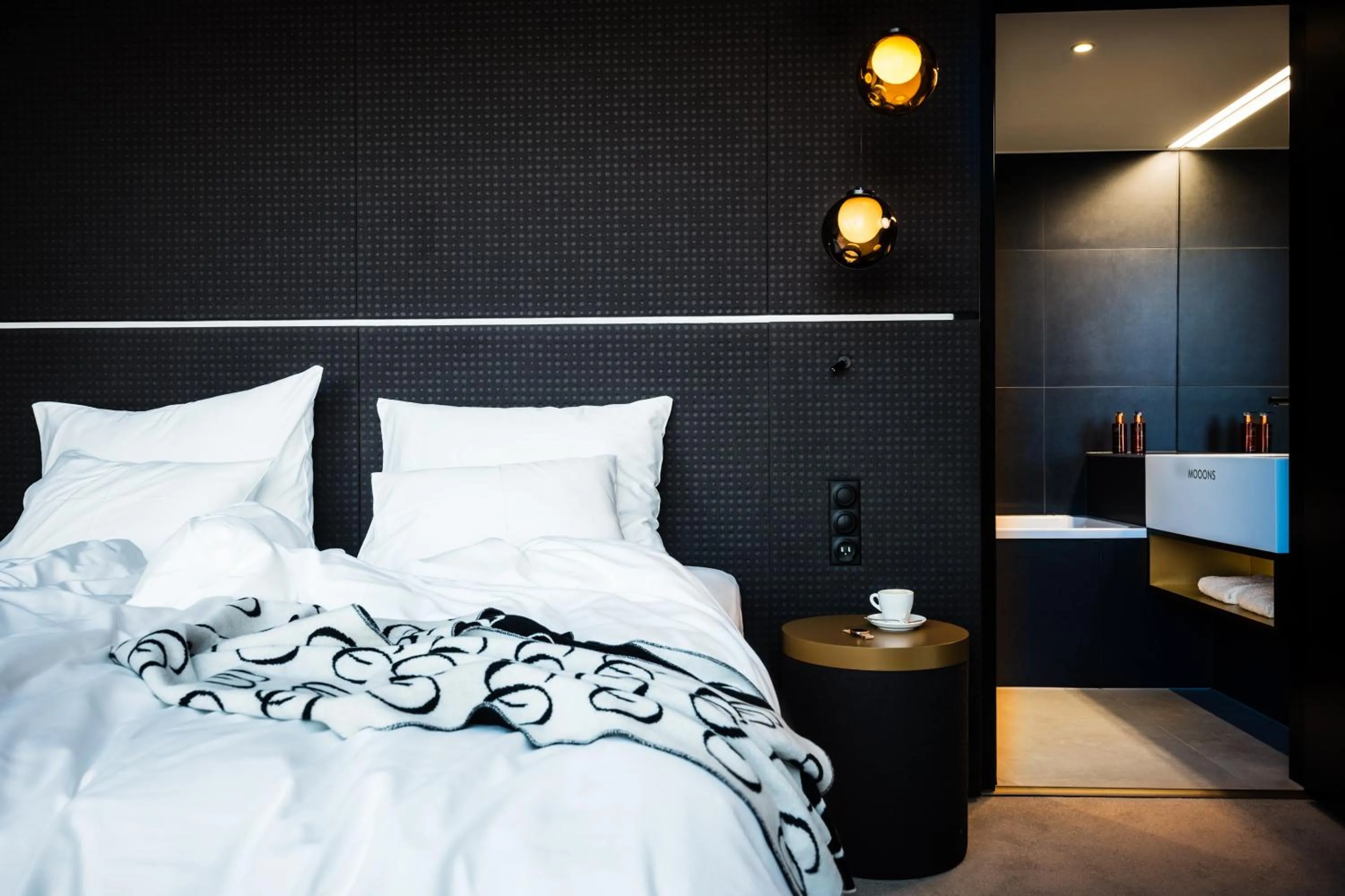 Bed in MOOONS Vienna