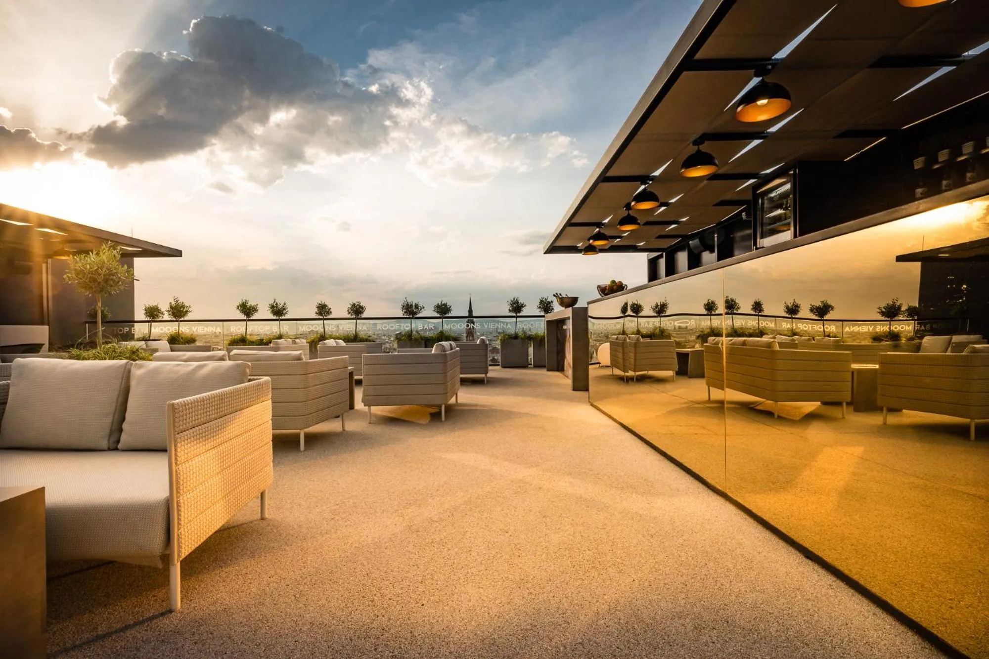 Lounge or bar in MOOONS Vienna