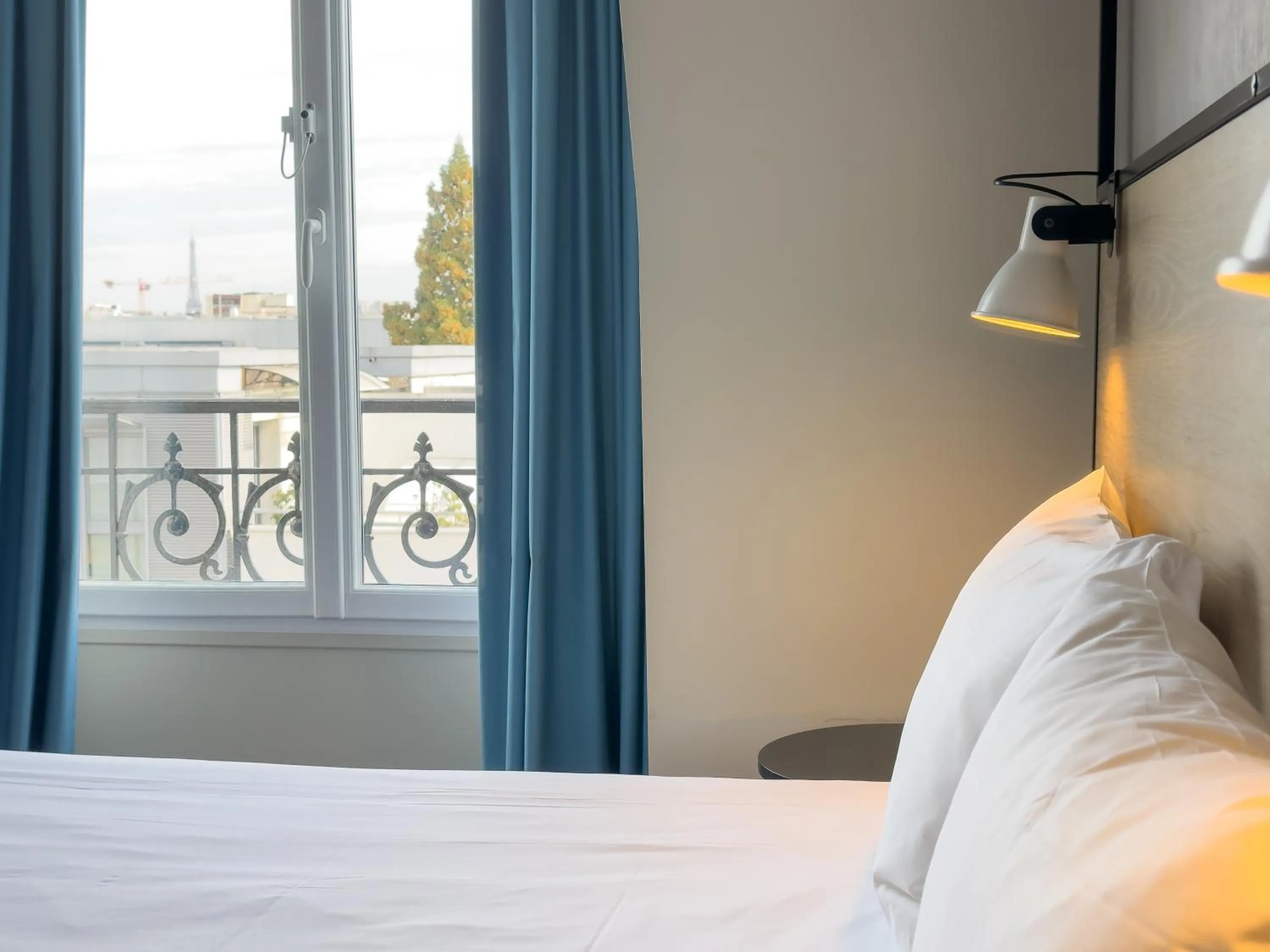 Bedroom, Bed in ibis Paris Boulogne Billancourt