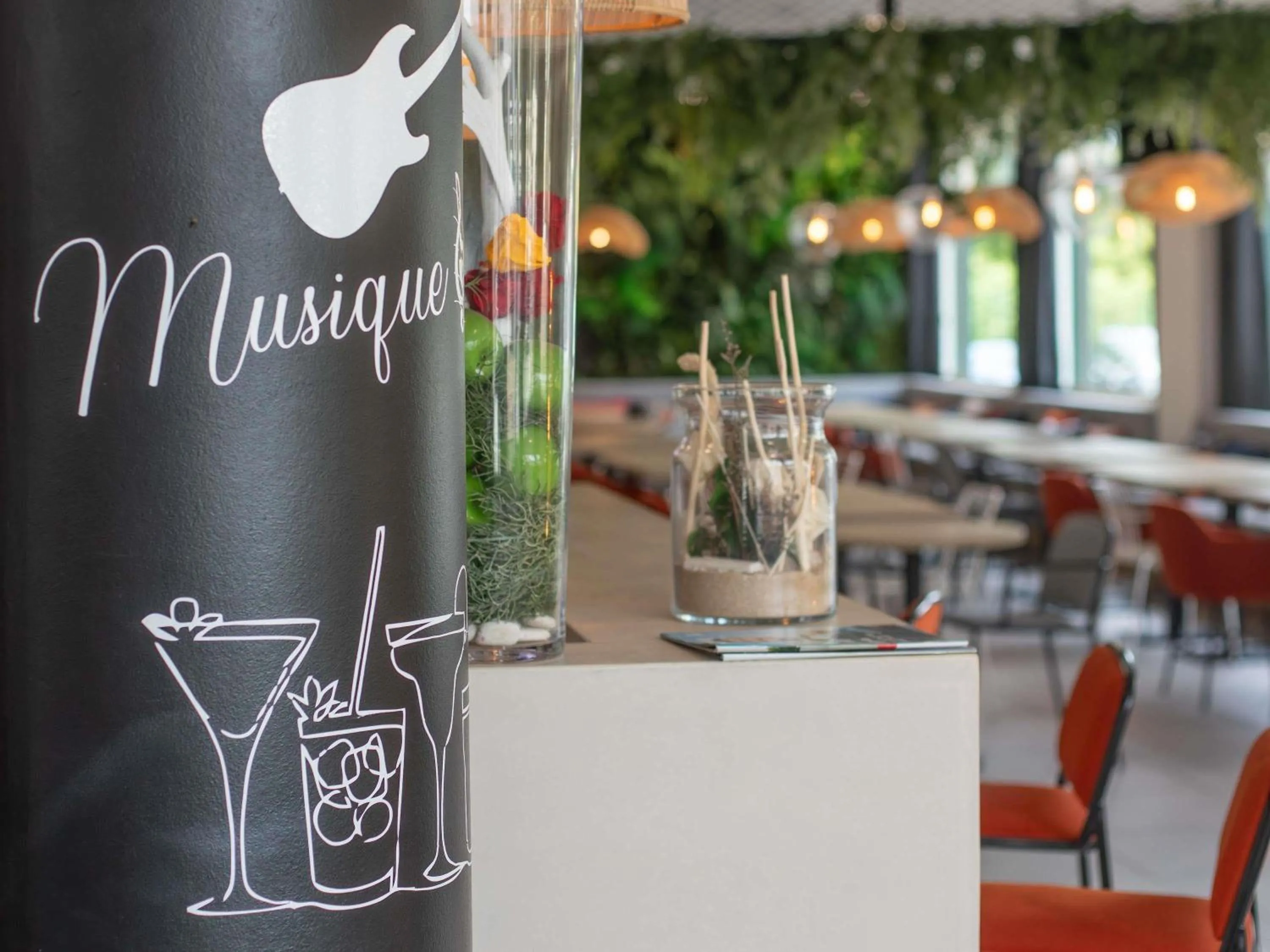 Lounge or bar in ibis Ciboure Saint-Jean-de-Luz