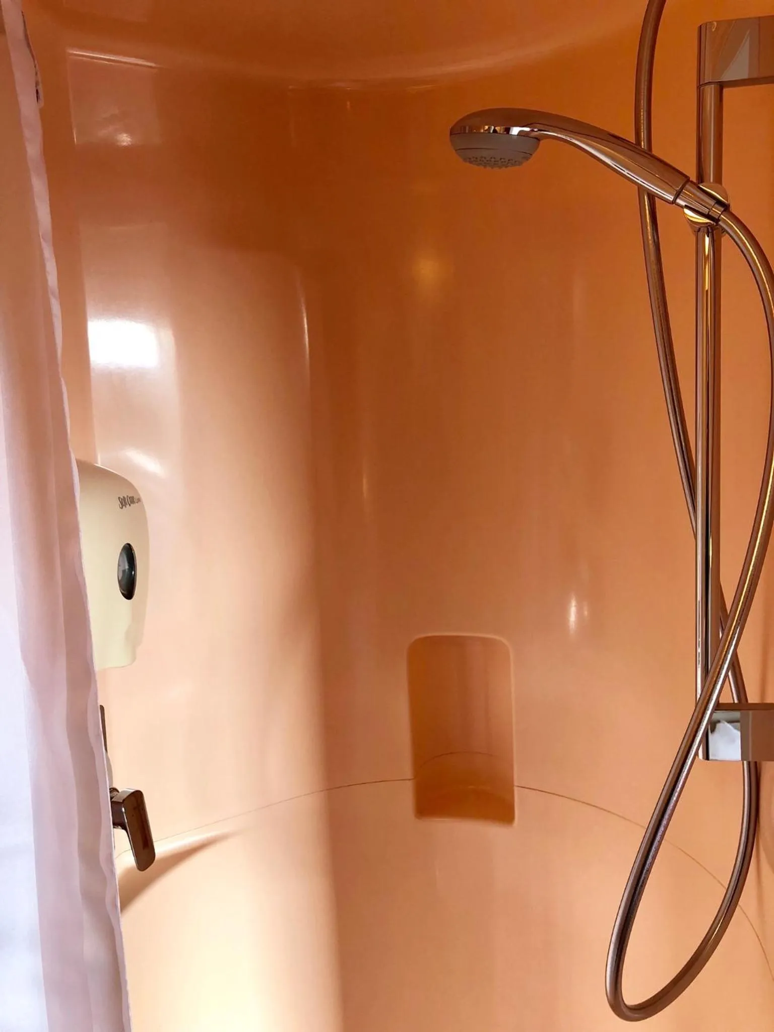 Shower in Premiere Classe Perpignan Sud