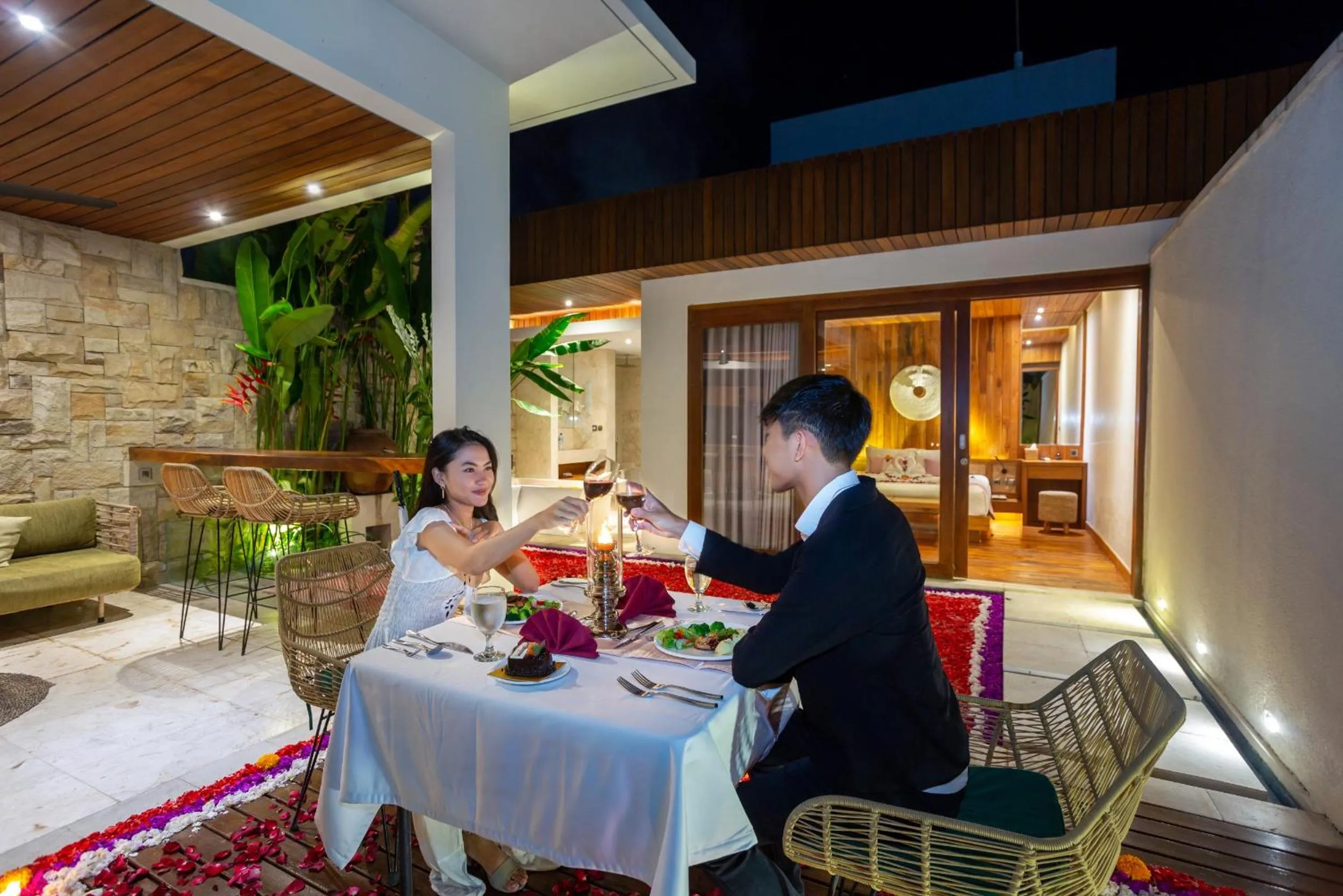 Dinner in Bali Vilaasee