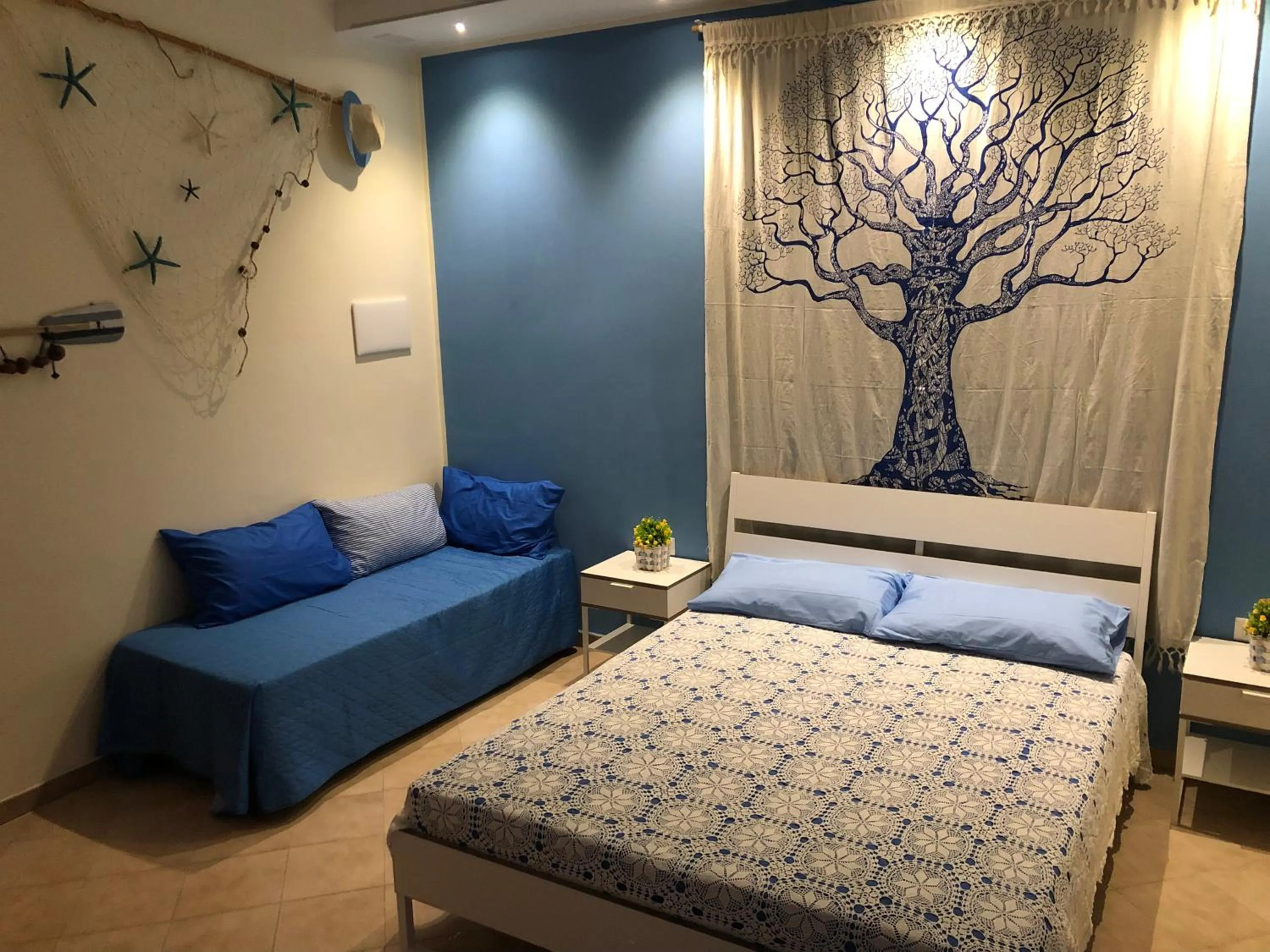 Bed in B&b Pompei Window