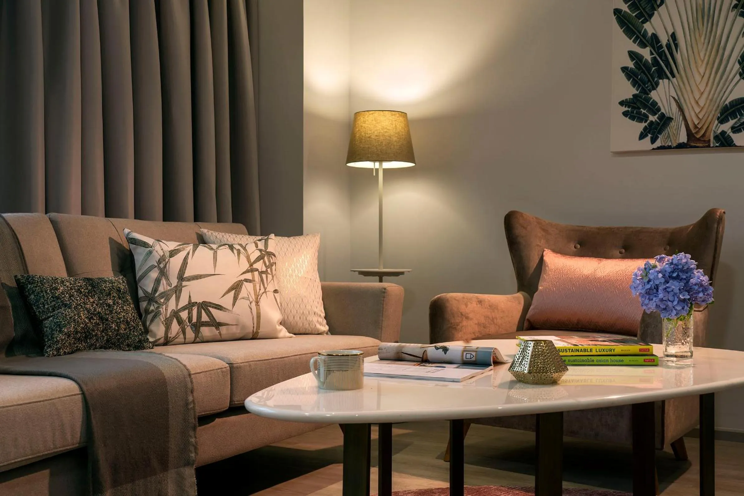 Living room in Lanson Place Winsland, Singapore