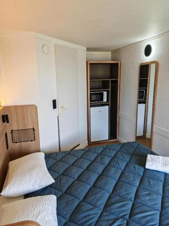 Bed in Premiere Classe Nancy Est Essey