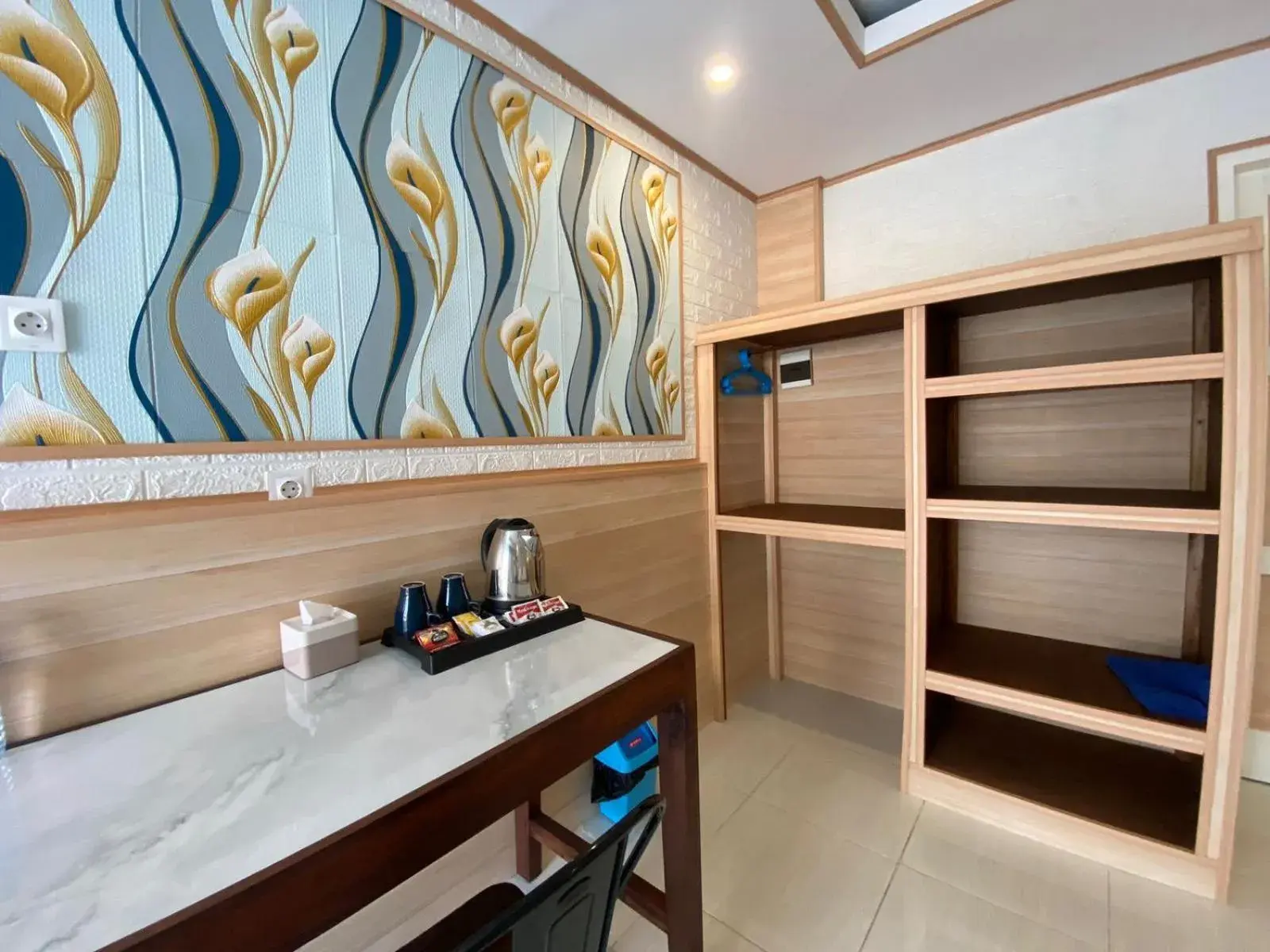 Superior Canary Twin Room in Wah Resort Gili Trawangan Superior Canary Twin Room in Wah Resort Gili Trawangan