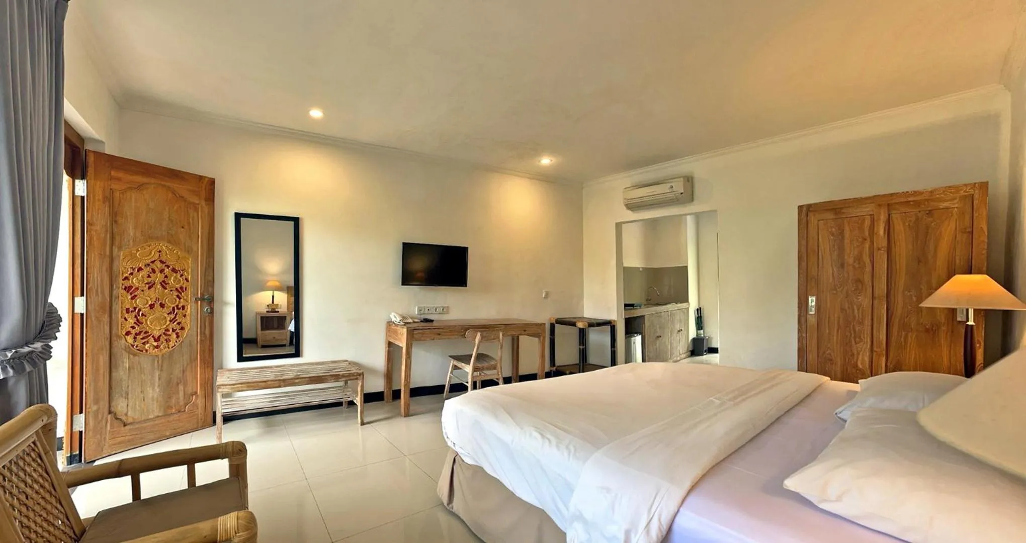 Bed in Sanur Lodge