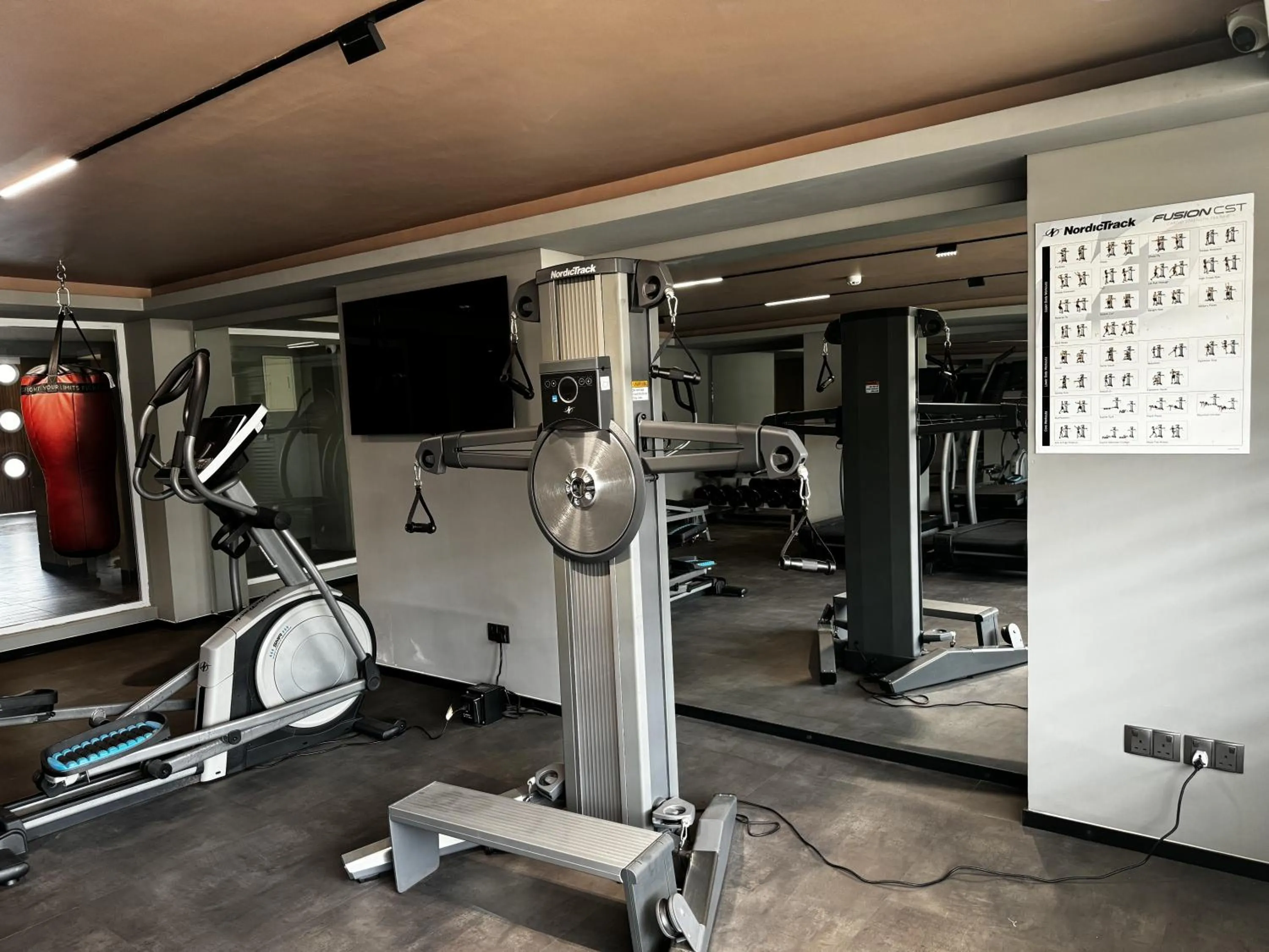 Roots Hotel Apartment