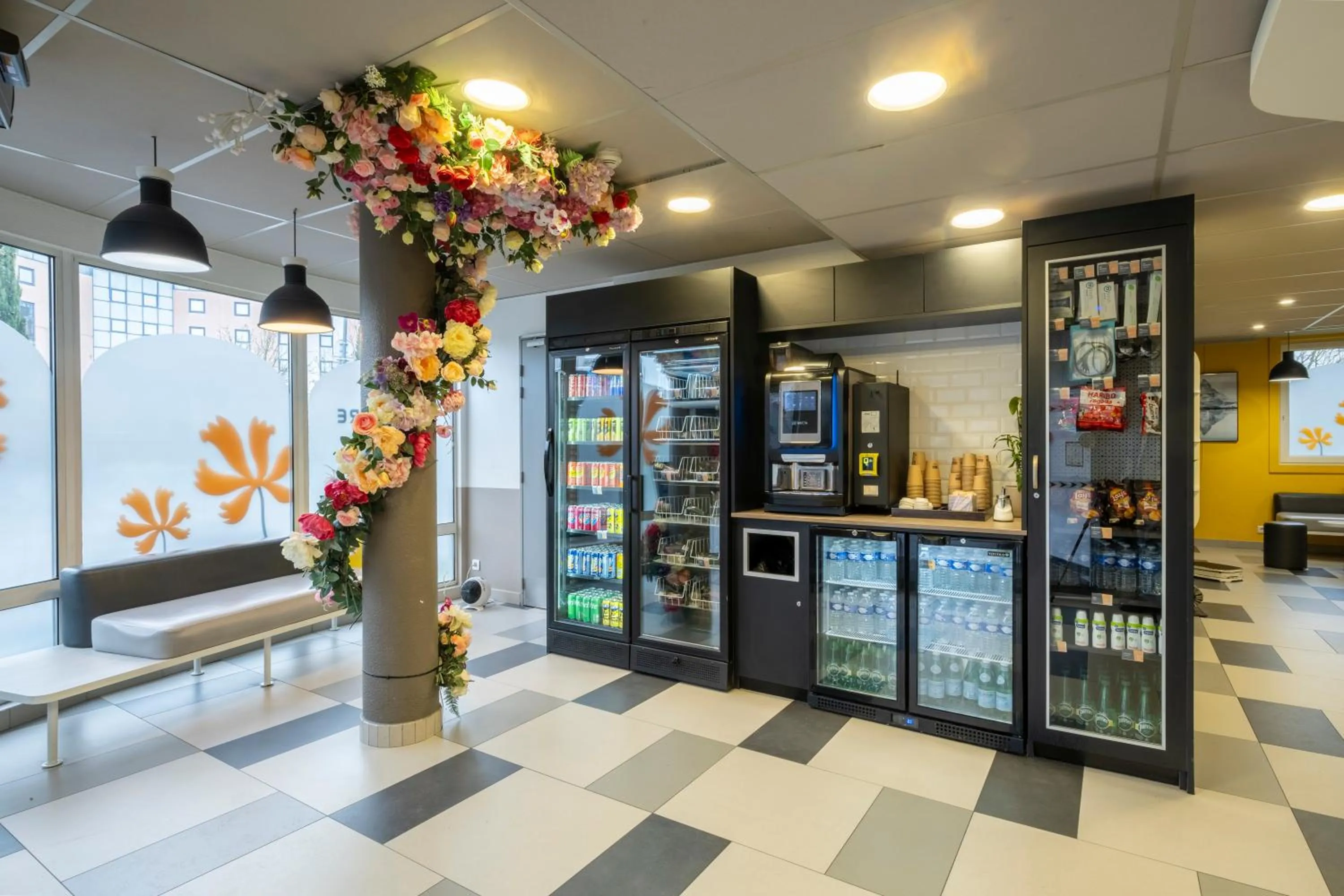 Living room in Premiere Classe Roissy Aéroport Charles De Gaulle
