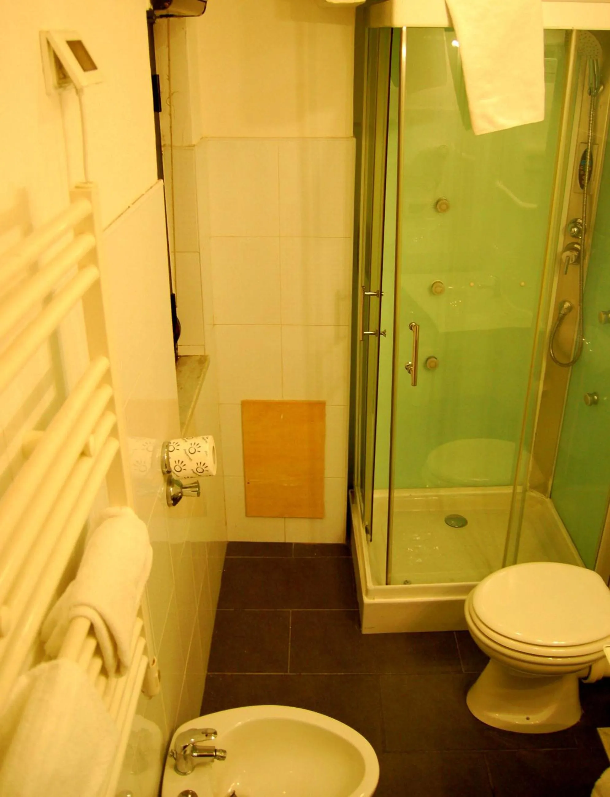 Bathroom in Bellevue del Golfo Hotel & Spa