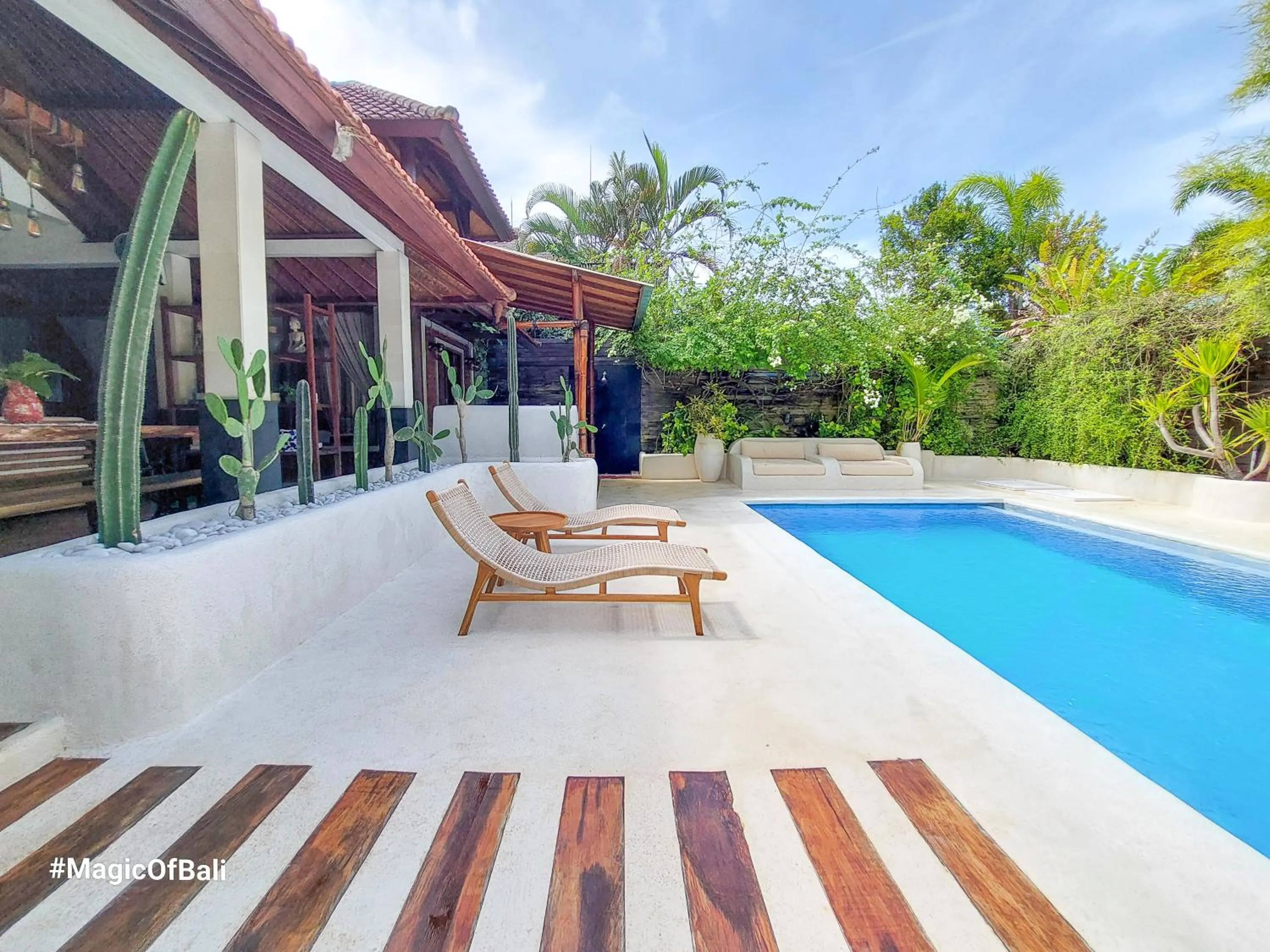 Property building in Ocean Luxury Villas - Private Pool Seminayk