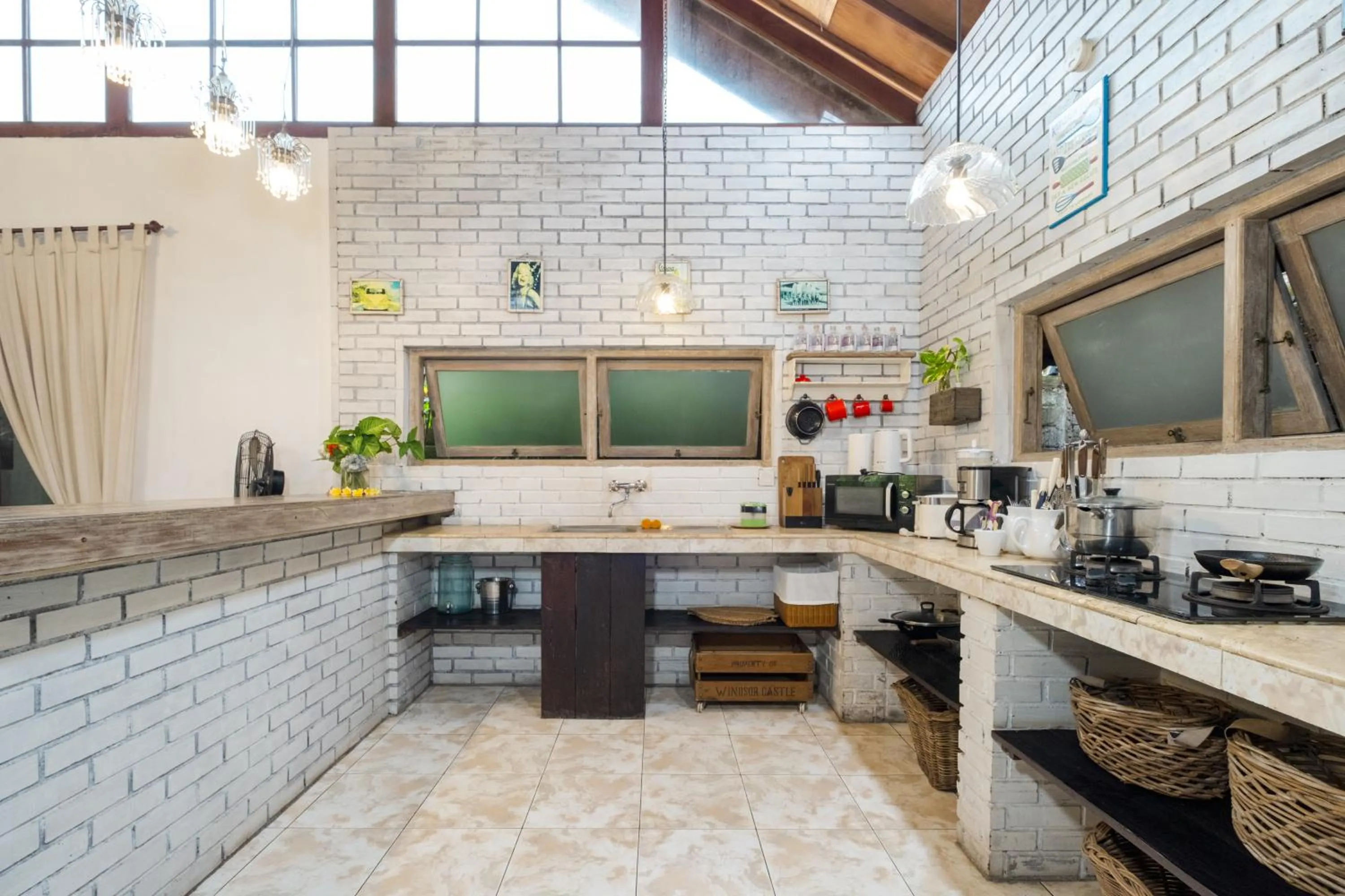 Kitchen or kitchenette in Ocean Luxury Villas - Private Pool Seminayk