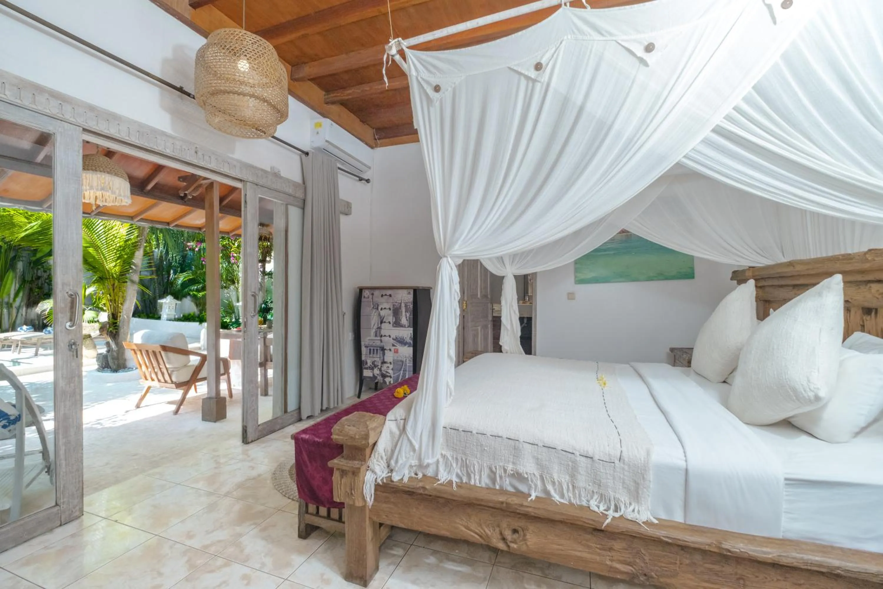 Bed in Ocean Luxury Villas - Private Pool Seminayk