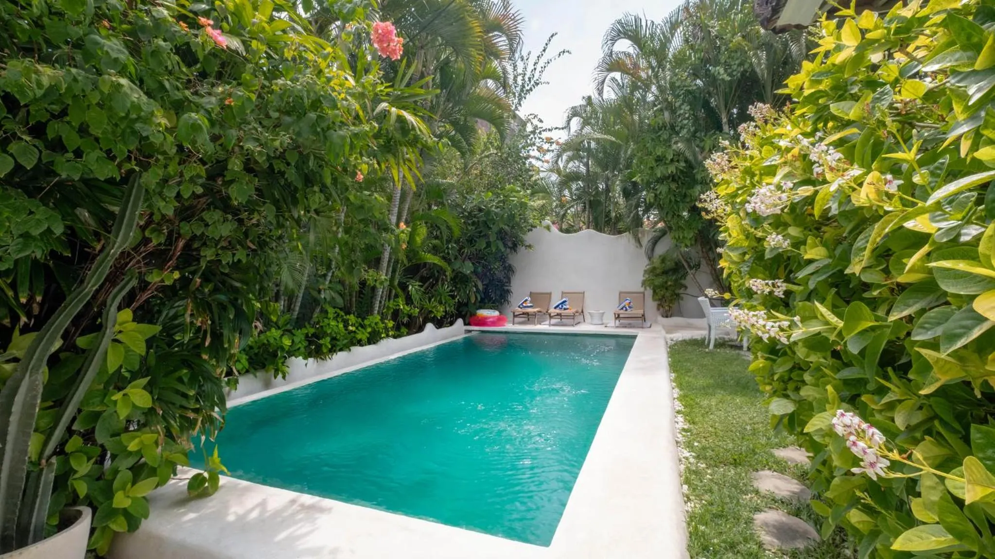 Swimming pool in Ocean Luxury Villas - Private Pool Seminayk