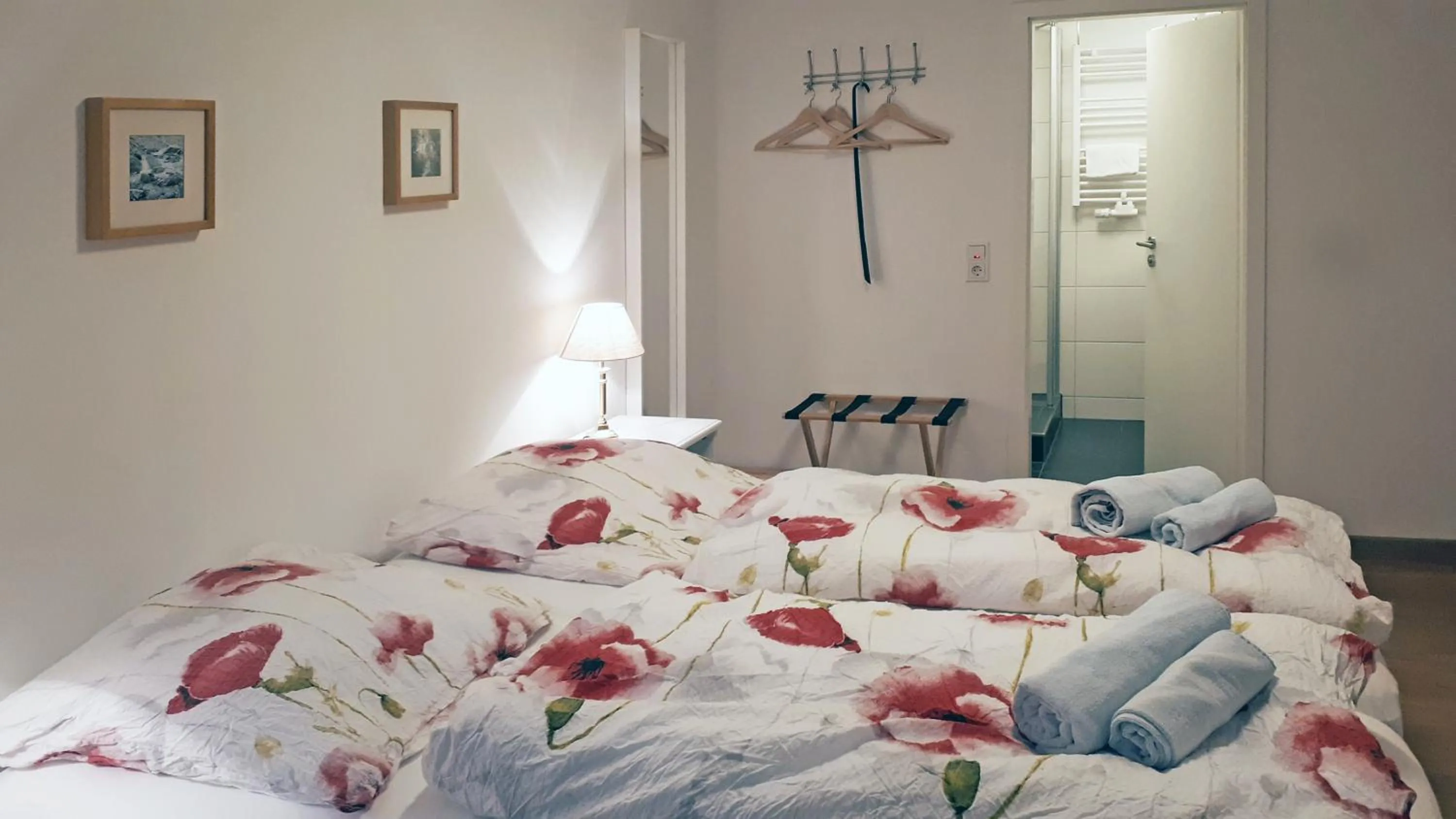 Photo of the whole room, Bed in Landhaus Gräfendhron