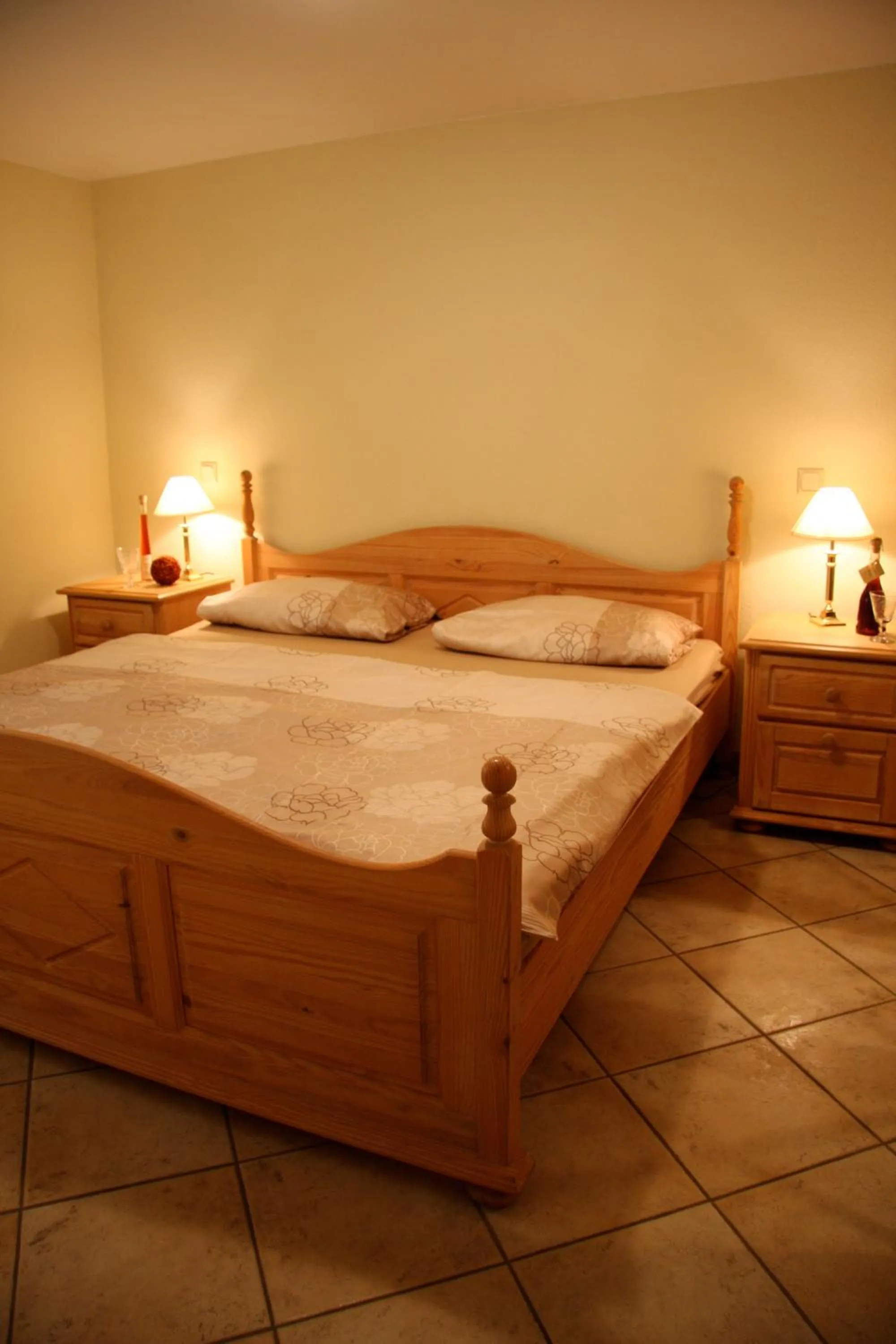 Photo of the whole room, Bed in Landhaus Gräfendhron