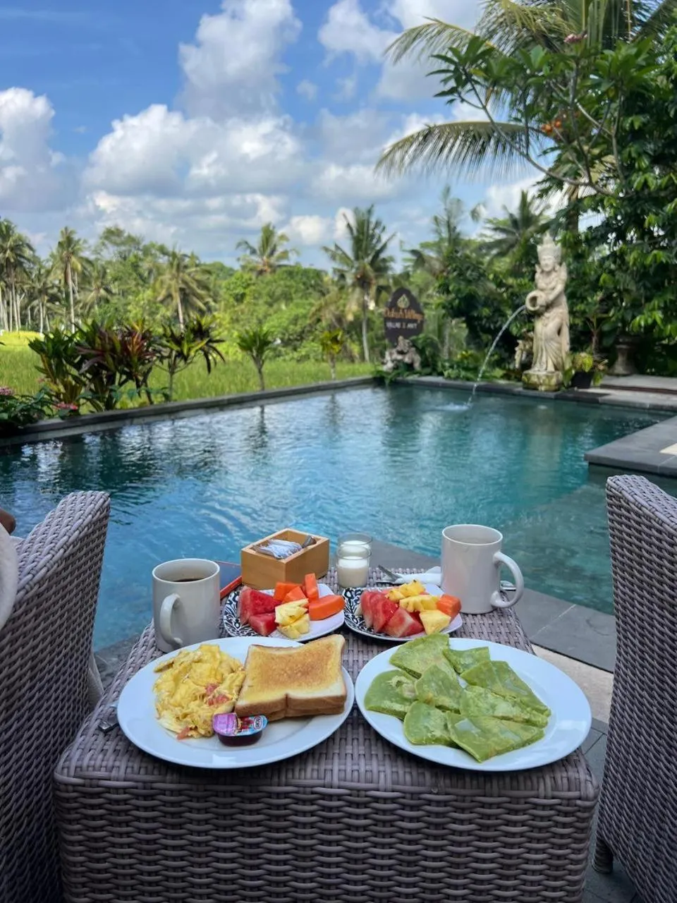 Breakfast in Dukuh Village Villas & Art