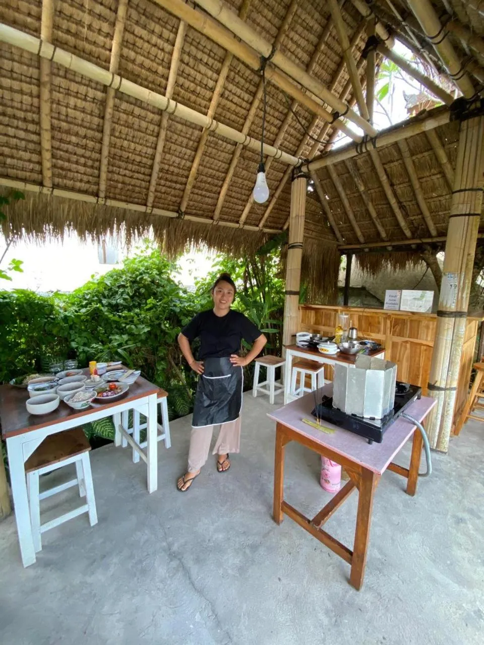 Restaurant/places to eat in Dukuh Village Villas & Art