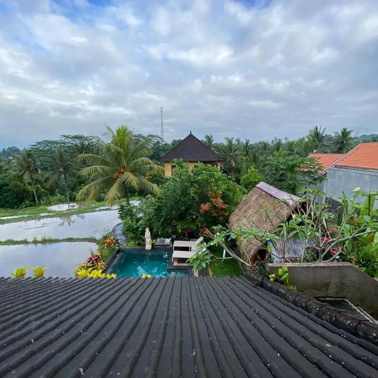 Family Room in Dukuh Village Villas & Art Family Room in Dukuh Village Villas & Art