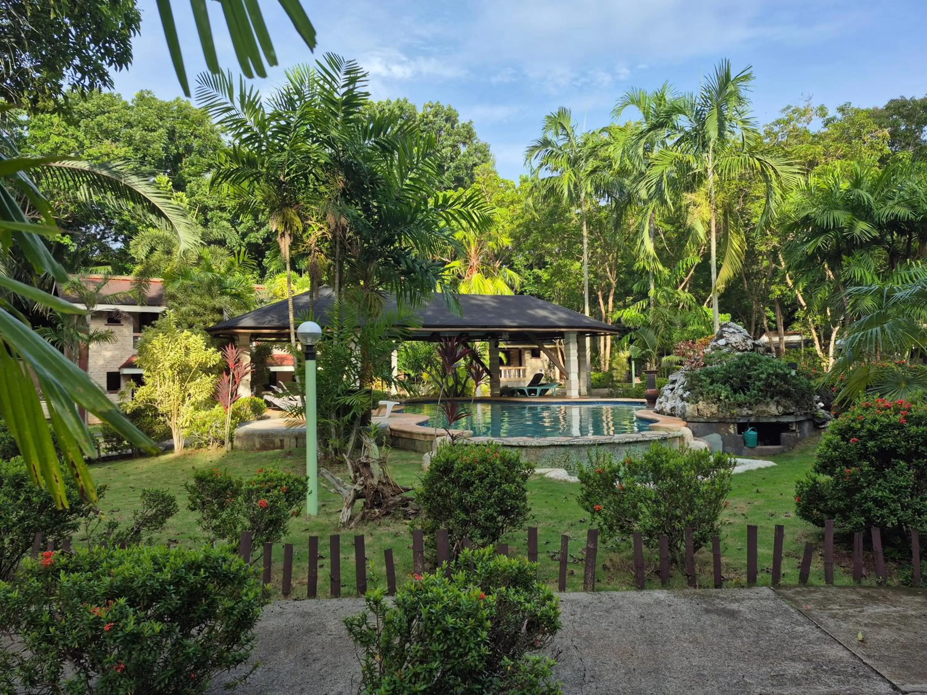 Swimming pool in ALONALAND RESORT