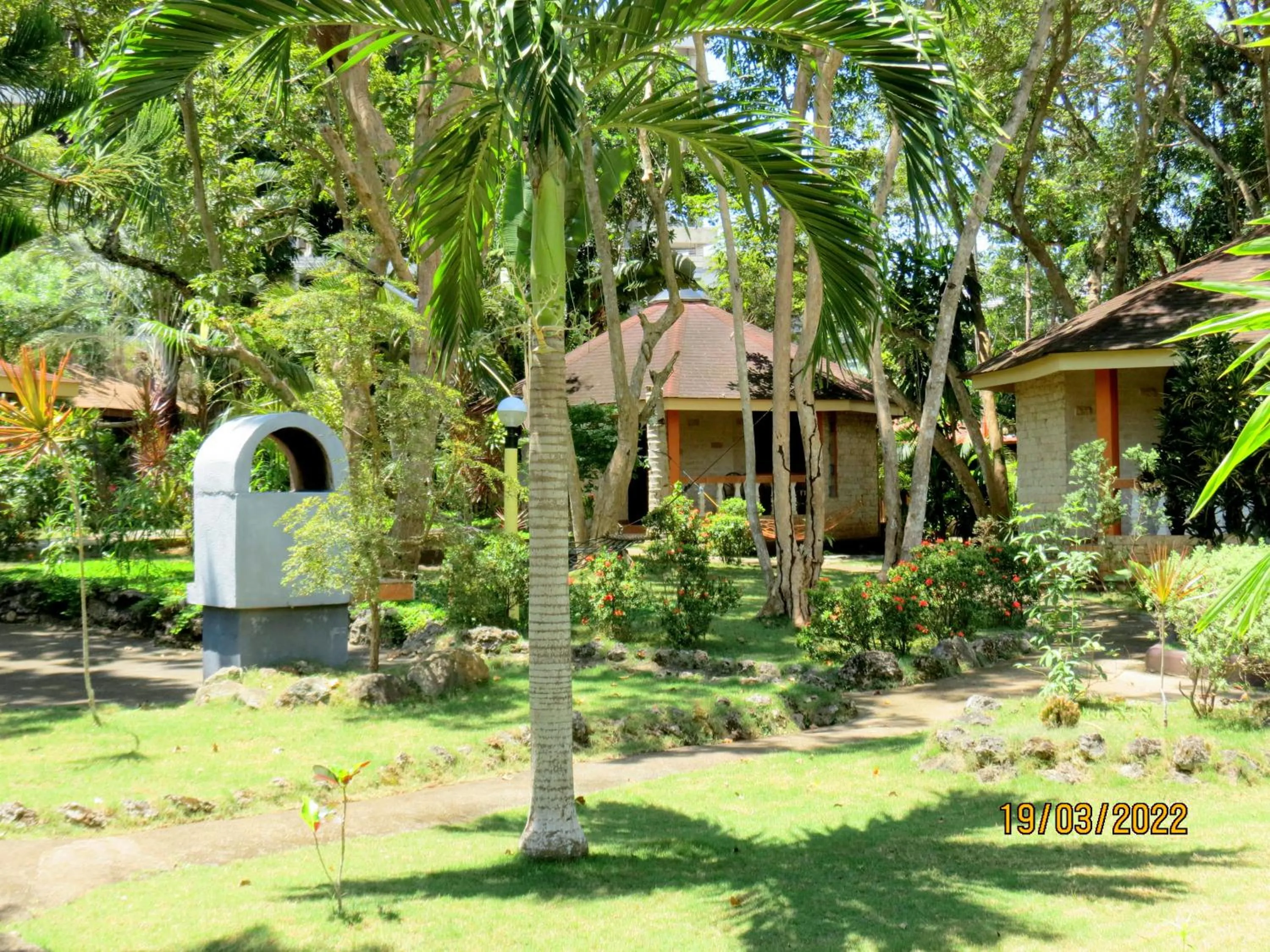 Property building in ALONALAND RESORT