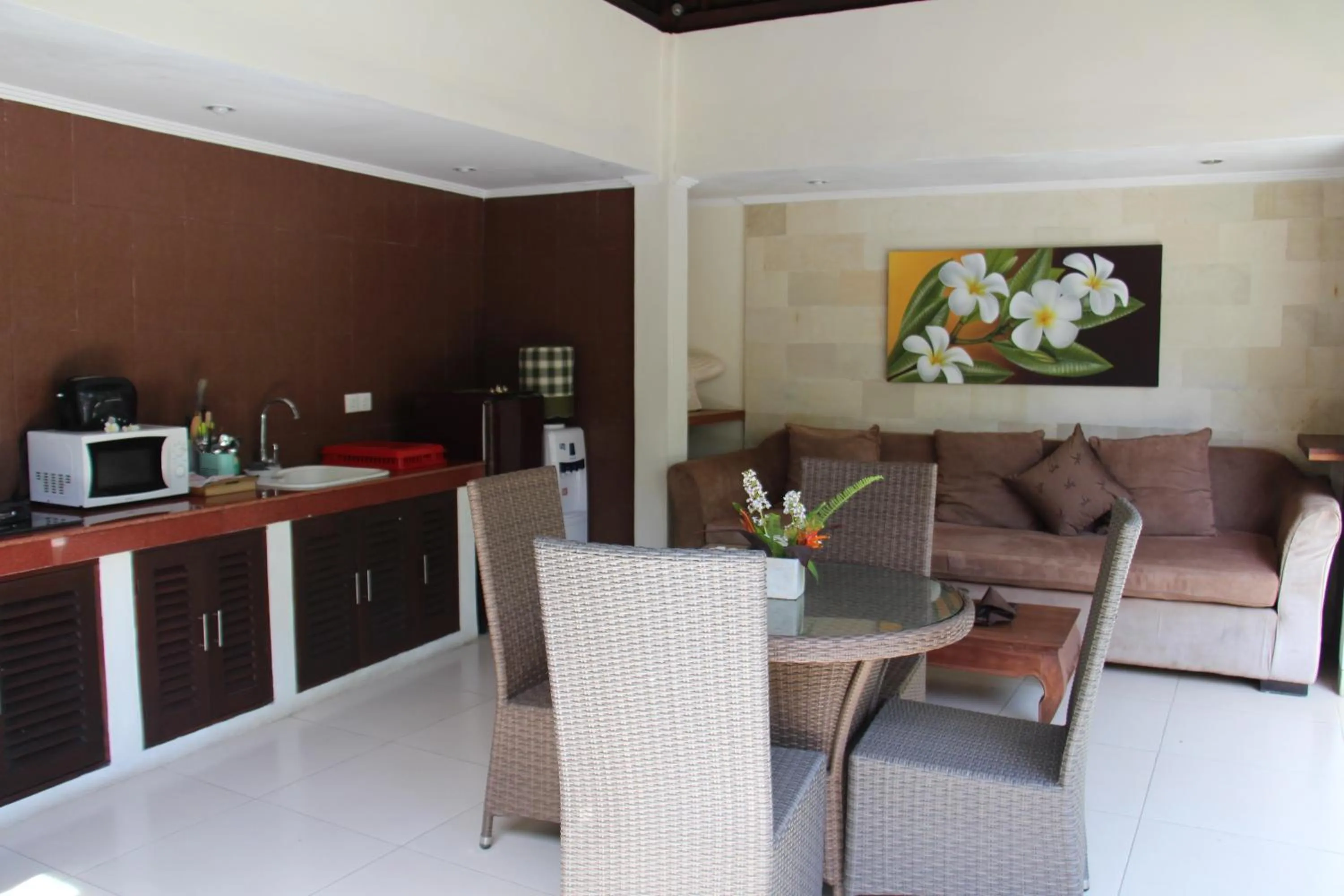 Kitchen or kitchenette in Villa Bali Zen Kerobokan